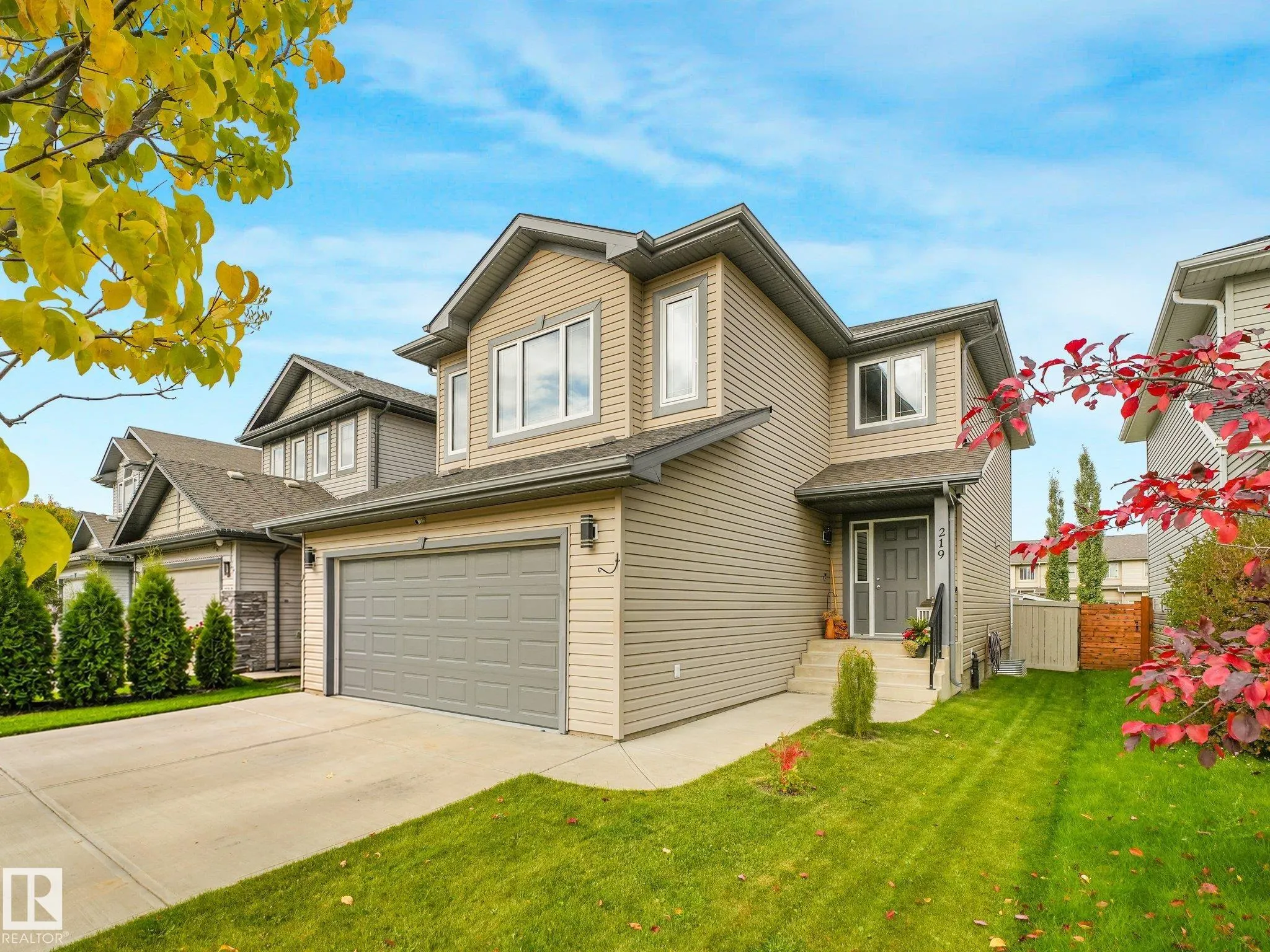 219 SILVERSTONE Crescent