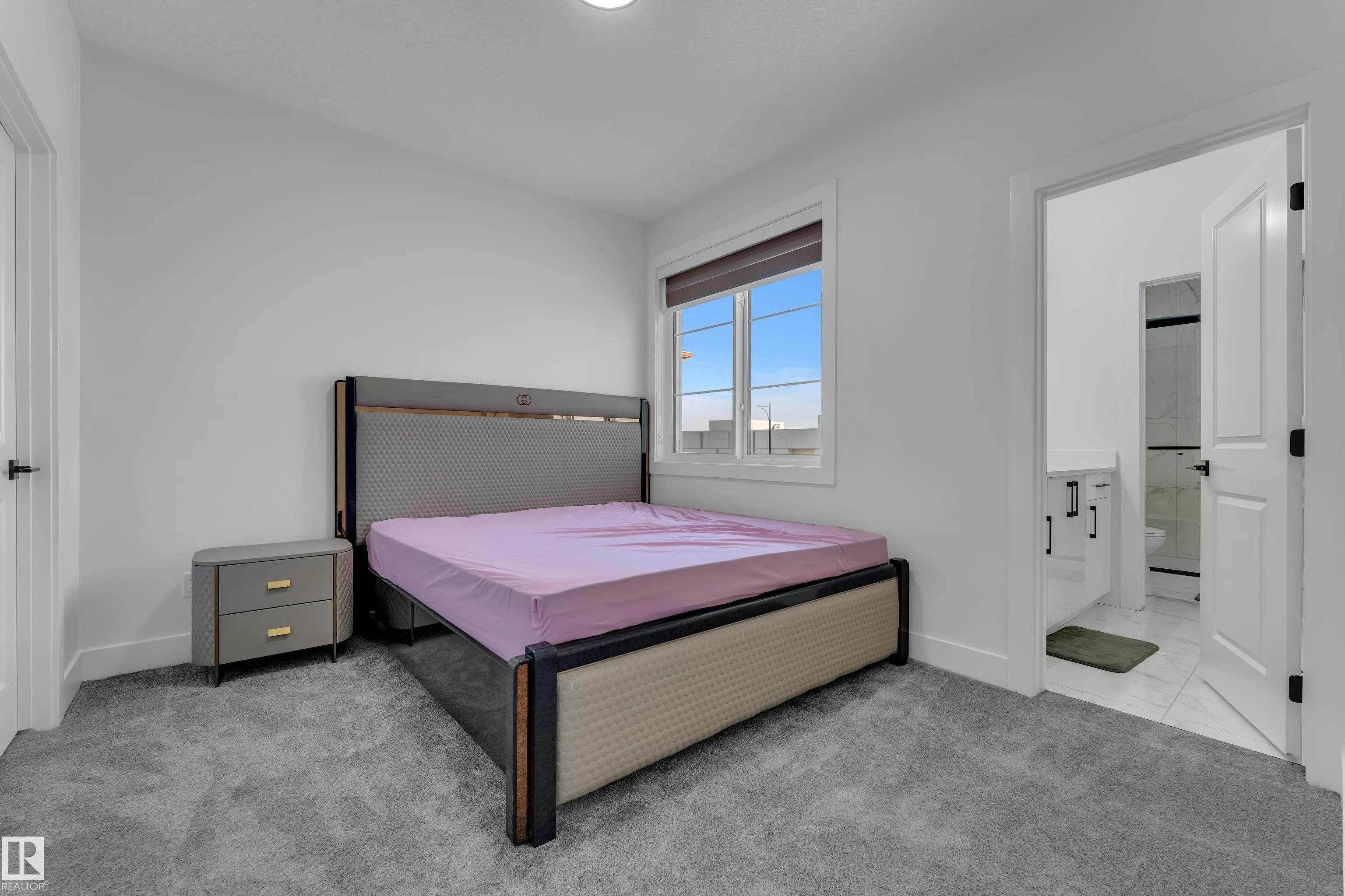 6502 42 ave