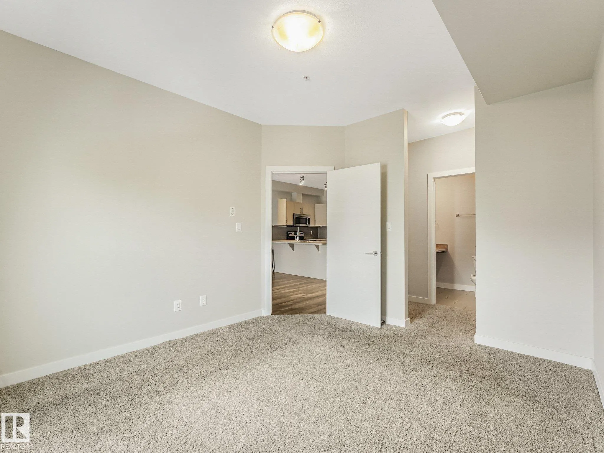 10611 117 Street