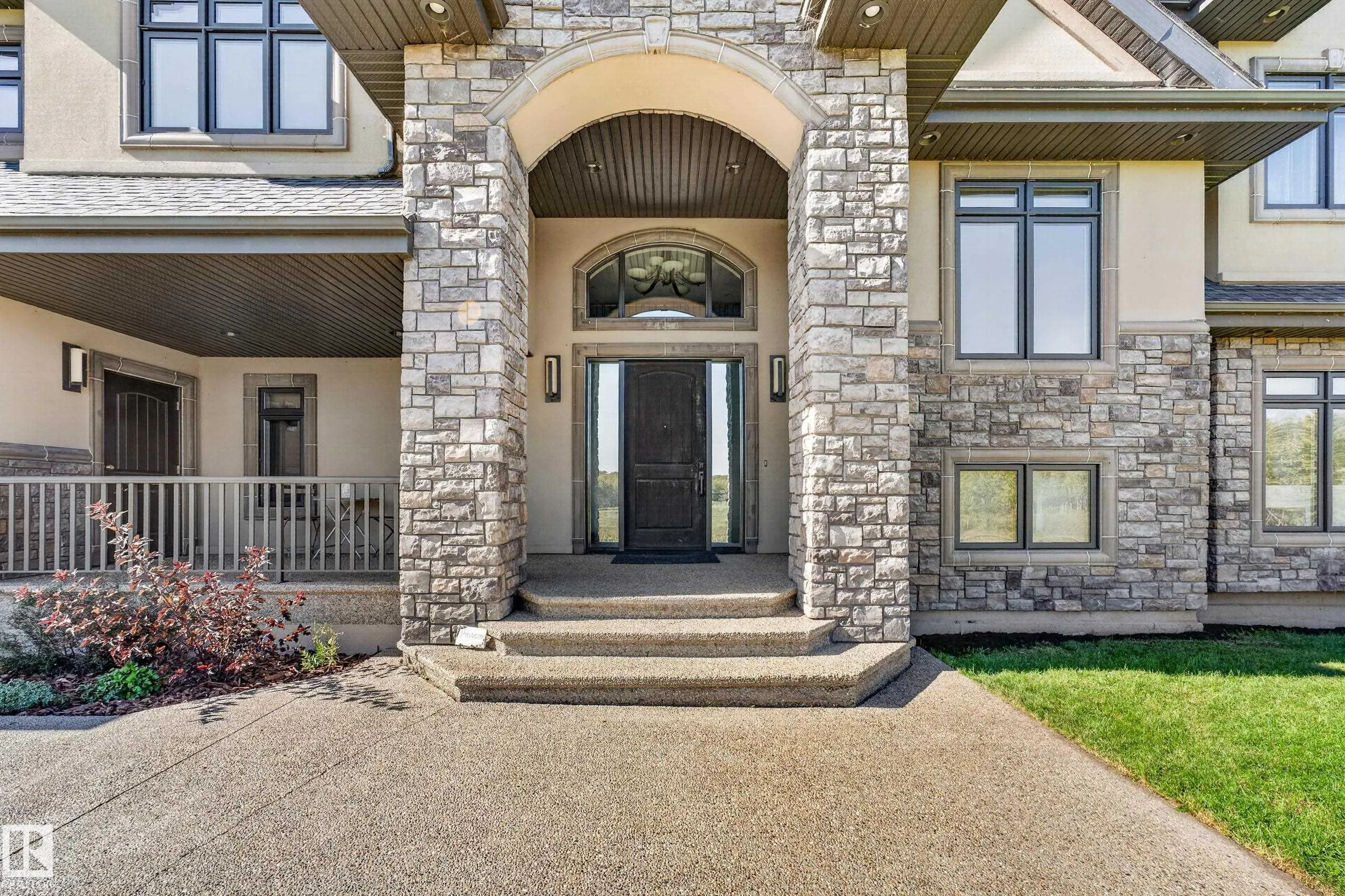 530010 RR 195