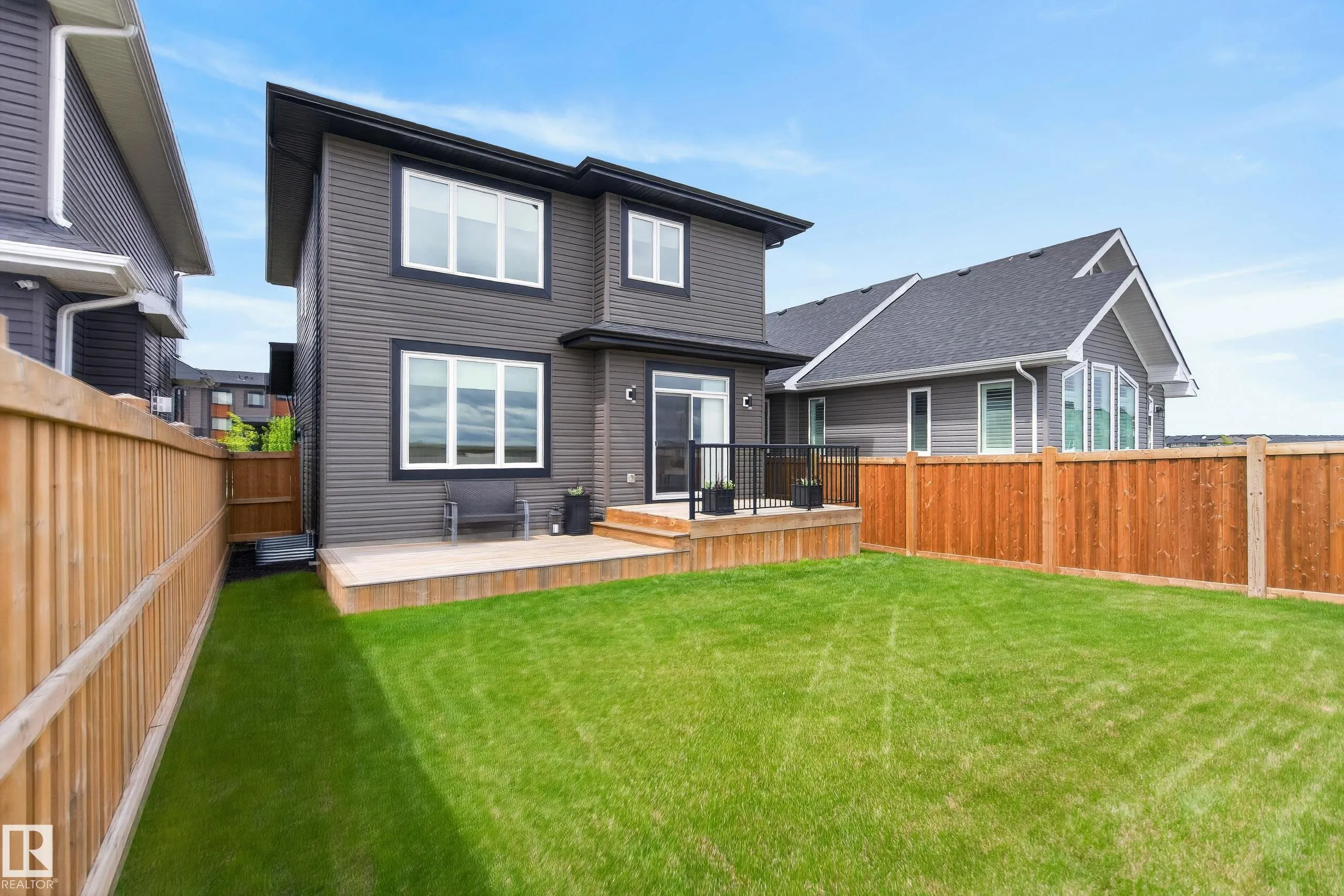 61 ENCORE Crescent
