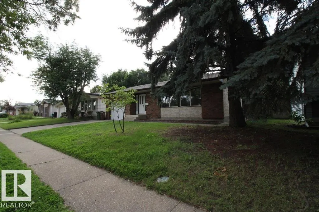 44 ARLINGTON Drive