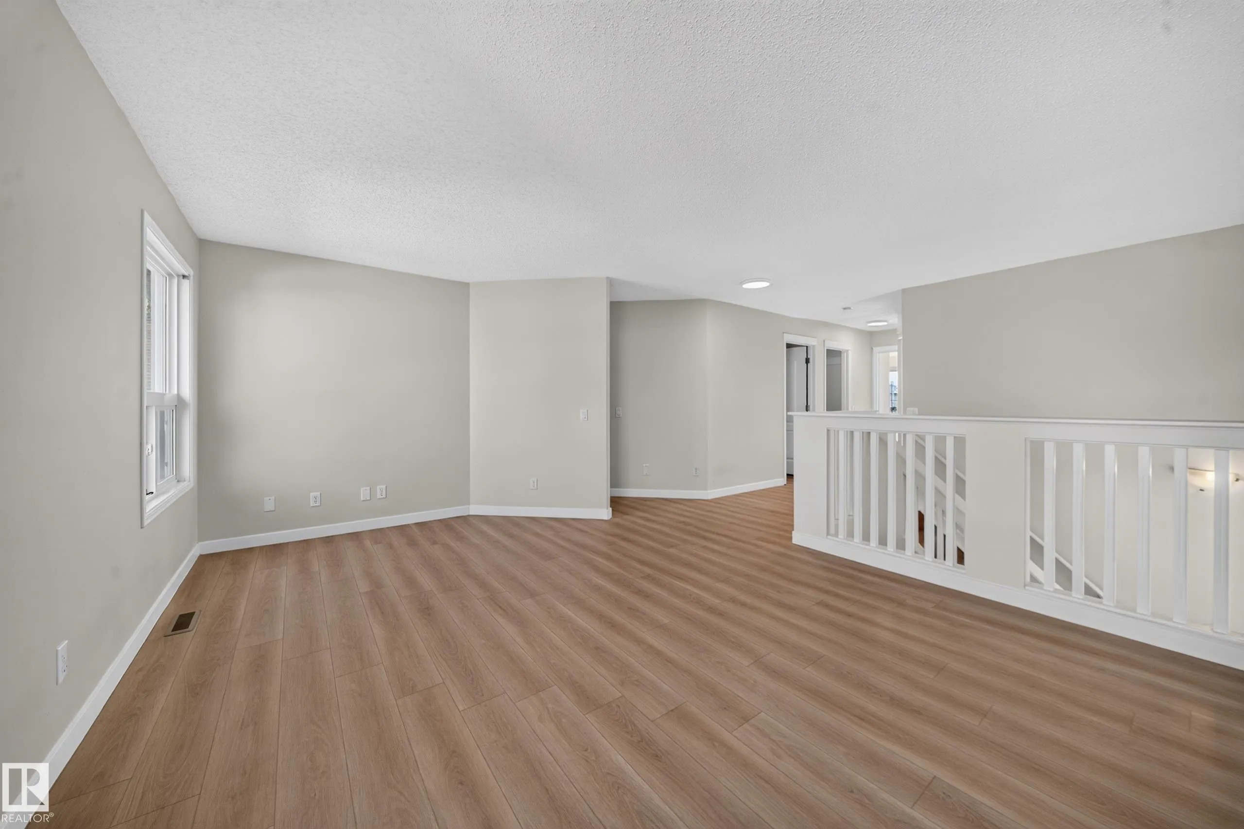 7836 7 AVE SW