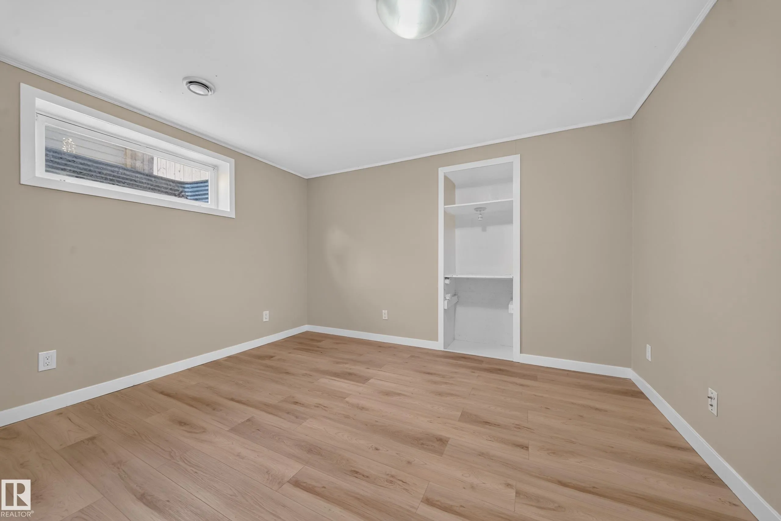 7836 7 AVE SW