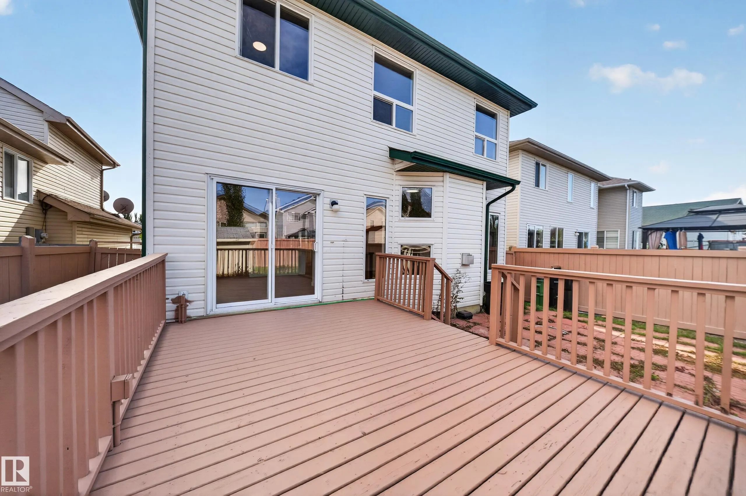 7836 7 AVE SW