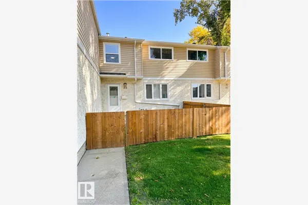 9G CLAREVIEW Village