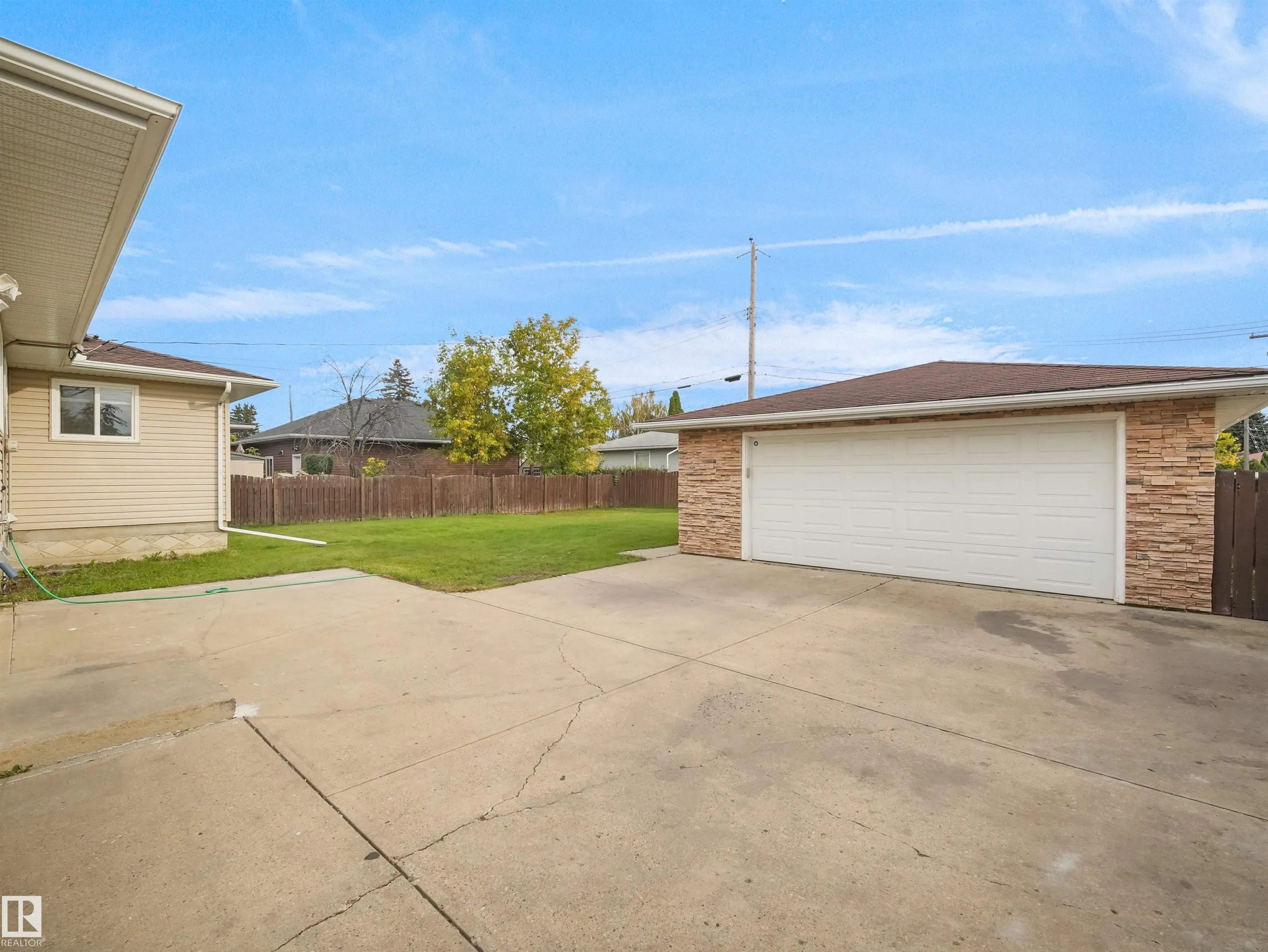 10307 135 Avenue