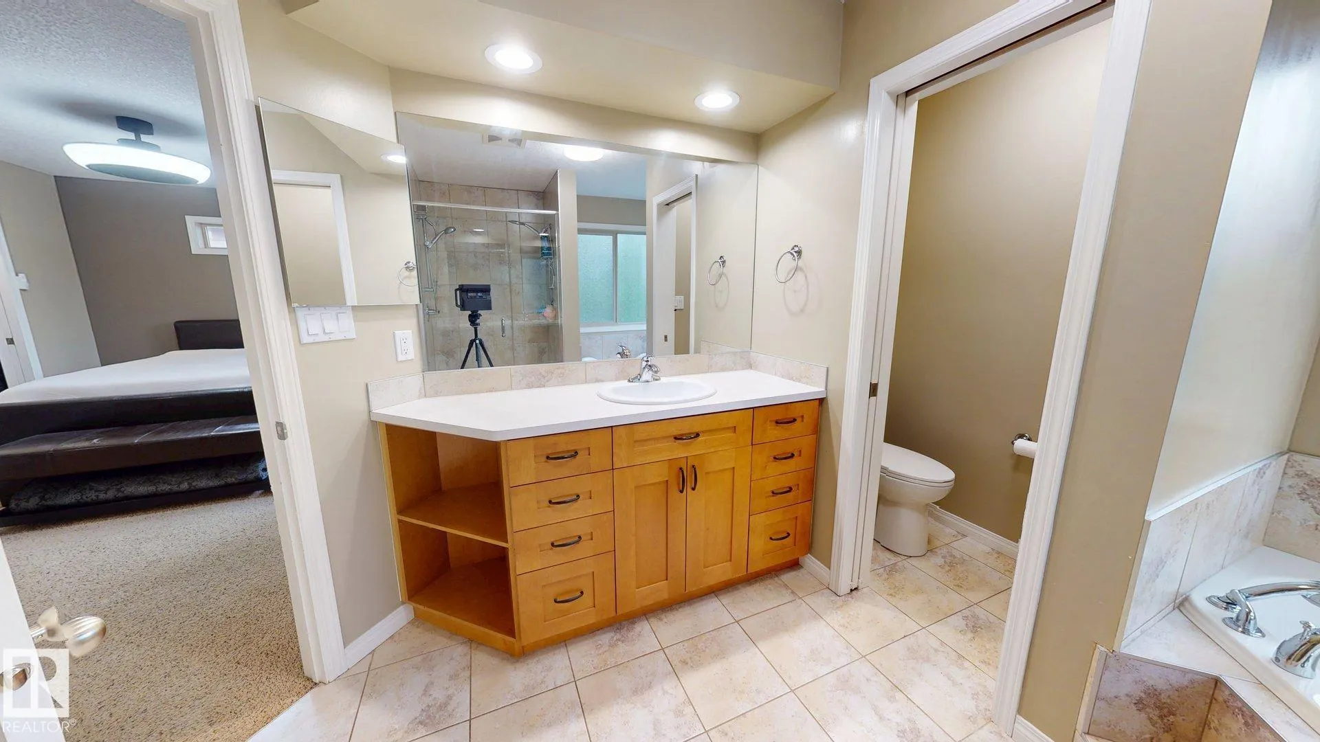 163 CALDWELL Way