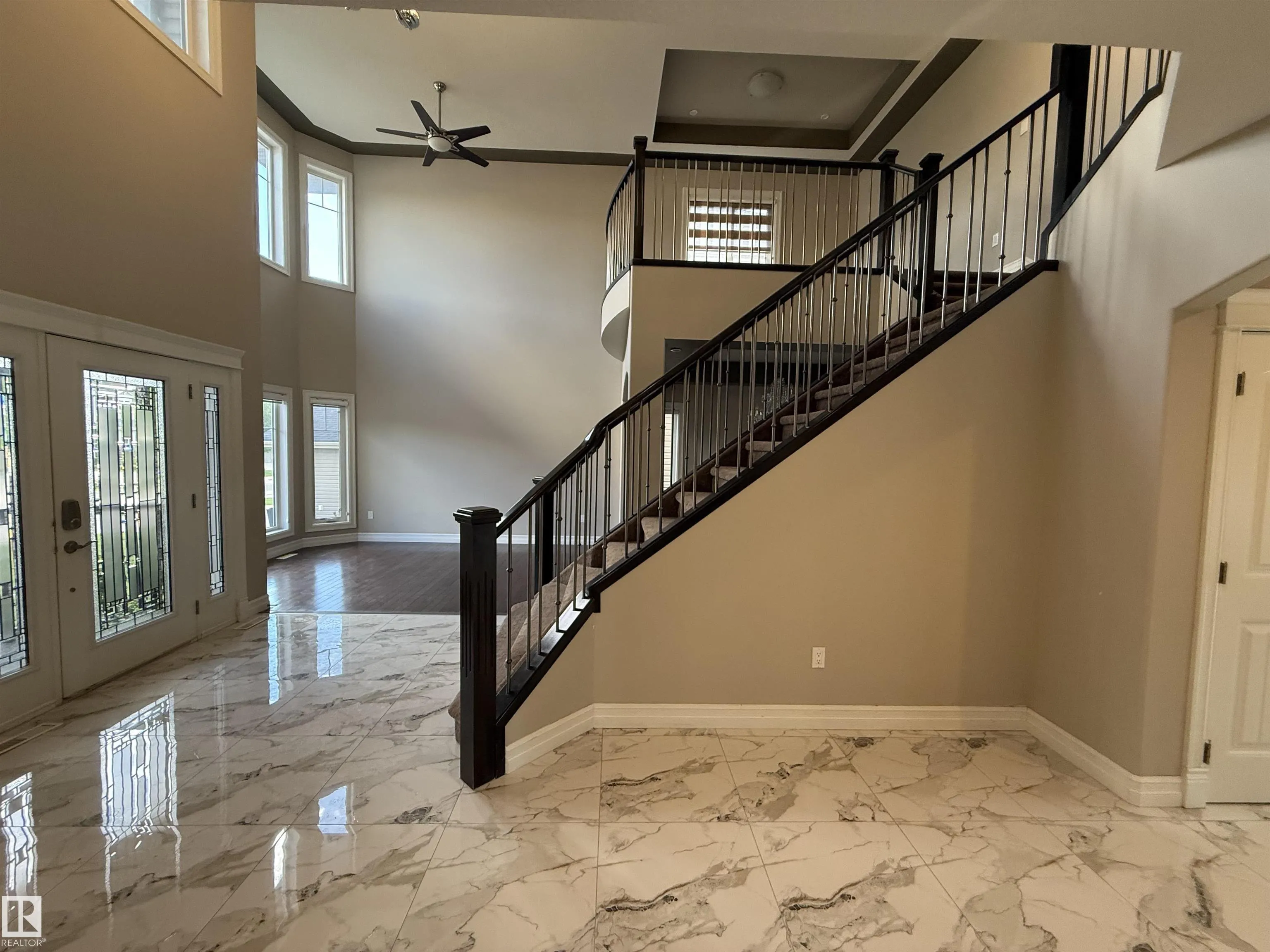1721 ADAMSON Crescent