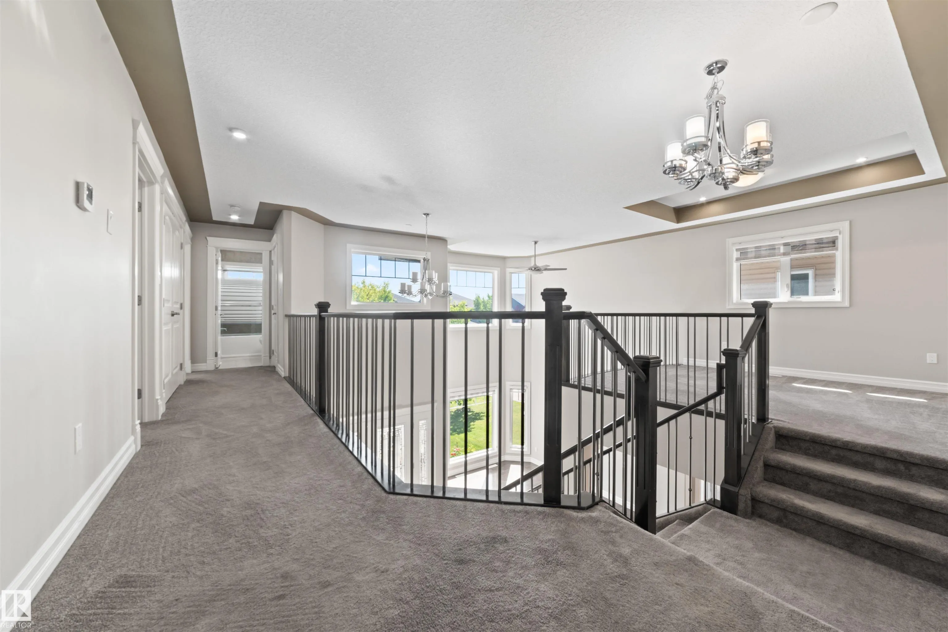 1721 ADAMSON Crescent