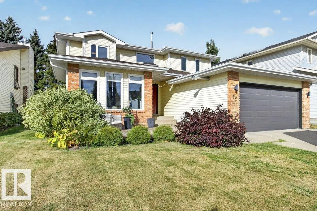 12 GREENRIDGE Drive