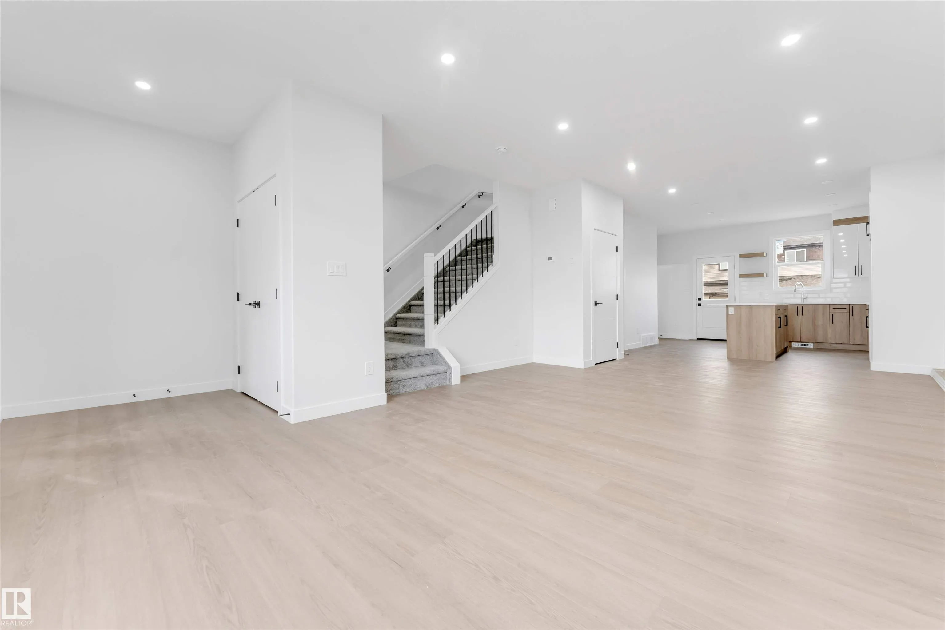 523 Robinson Blvd