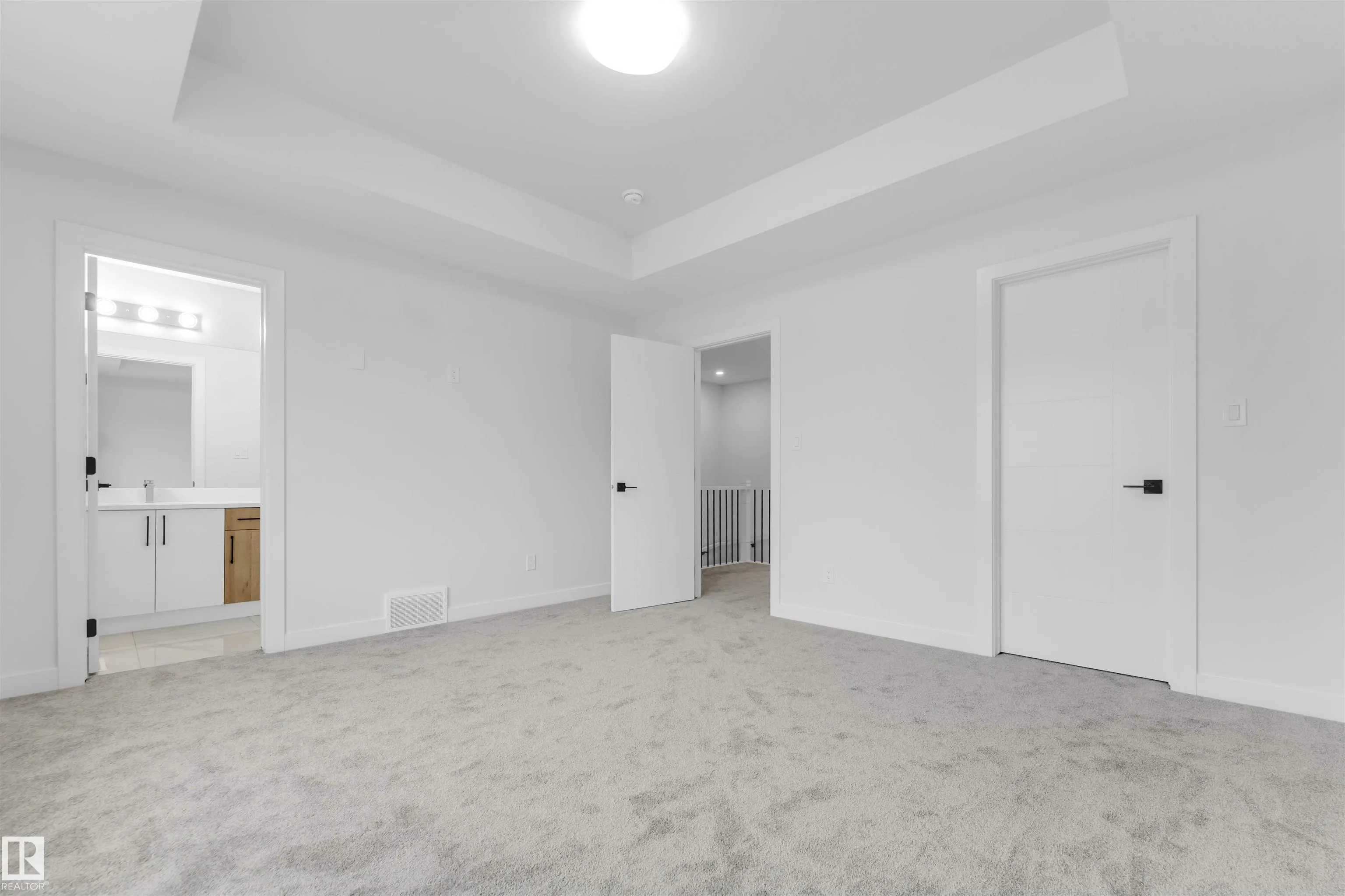 523 Robinson Blvd