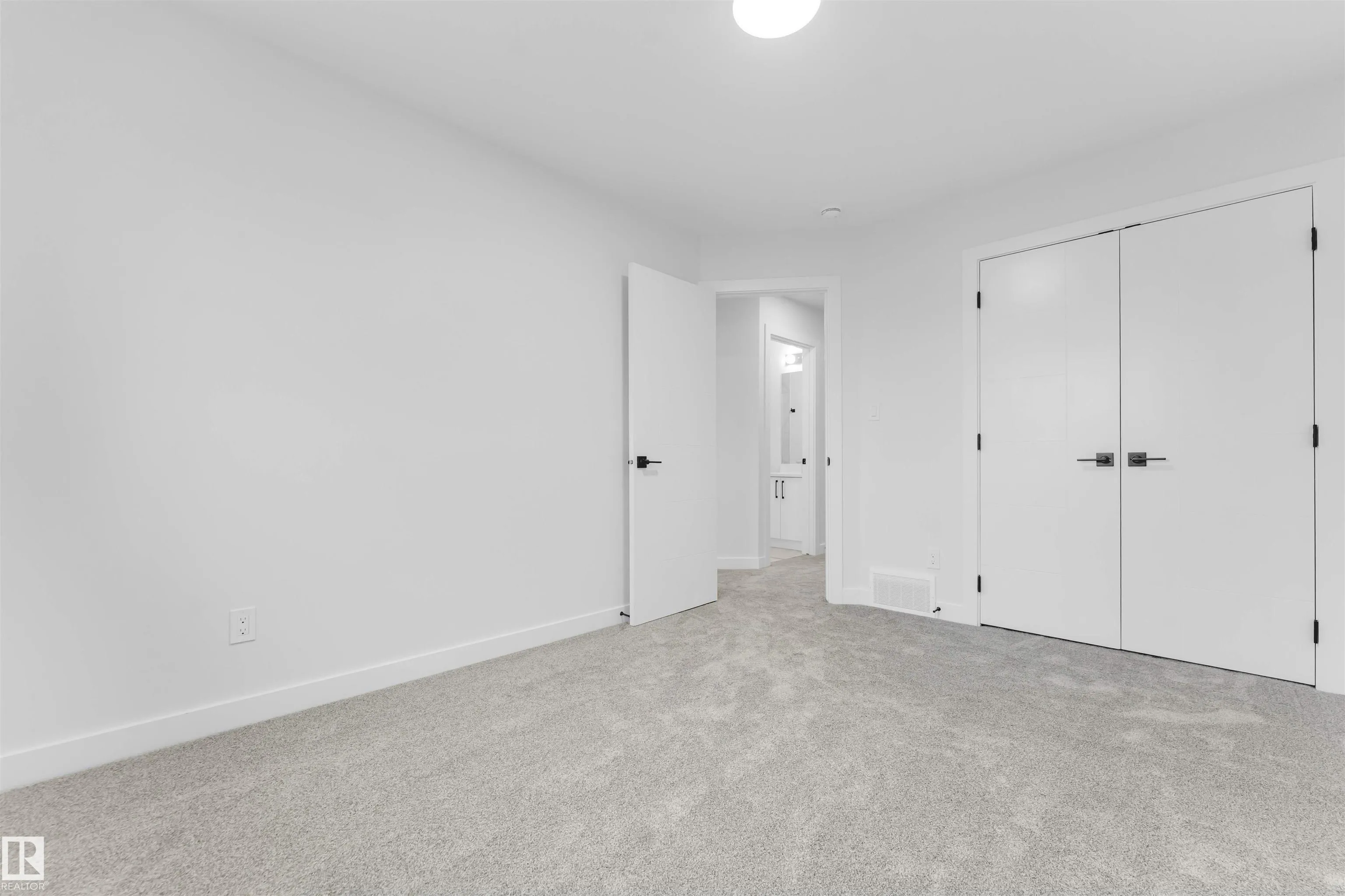 523 Robinson Blvd