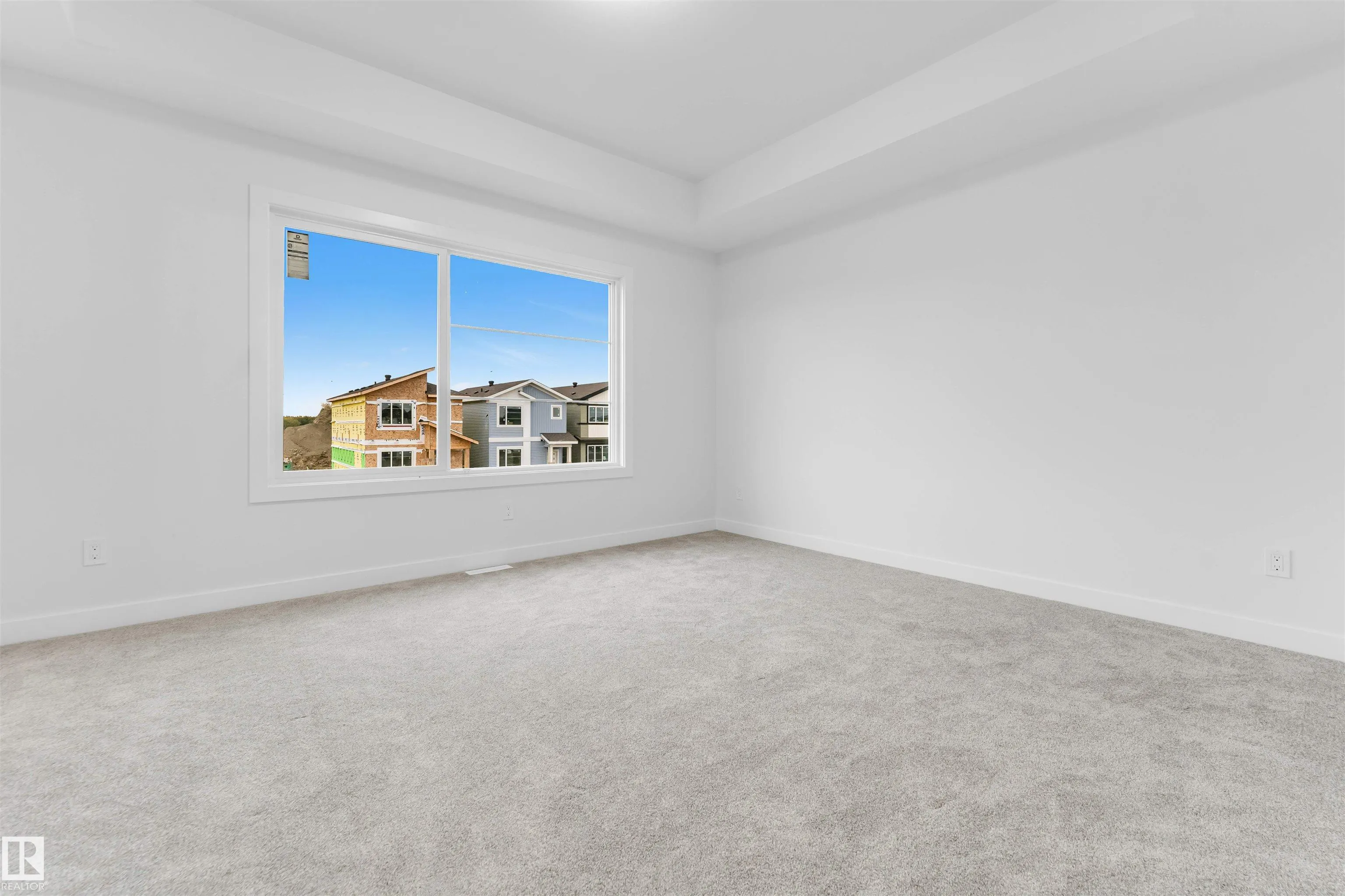 525 Robinson Blvd