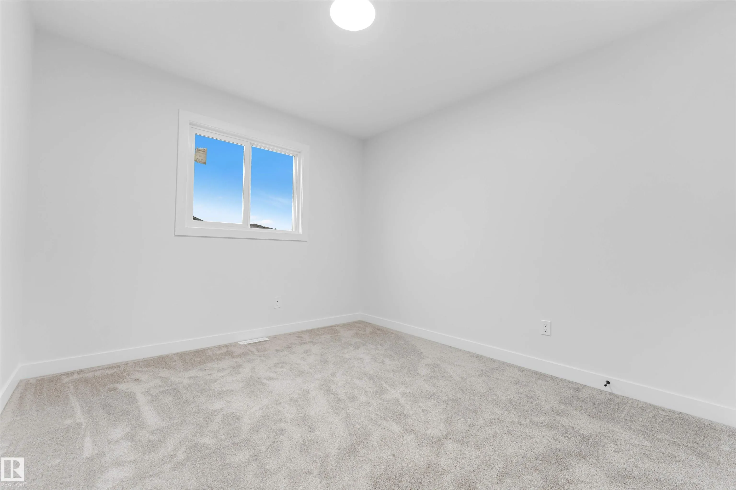 525 Robinson Blvd