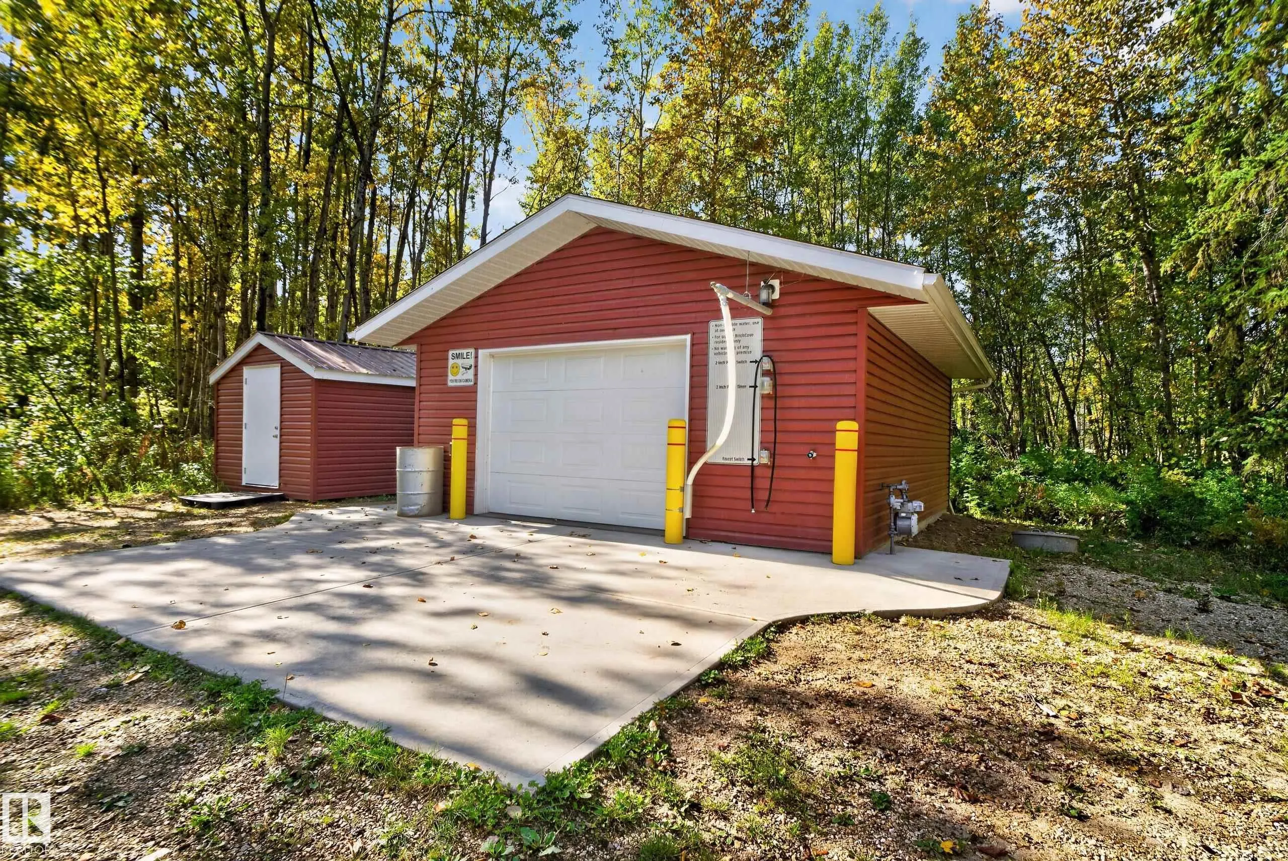 9 Horseshoe Crescent