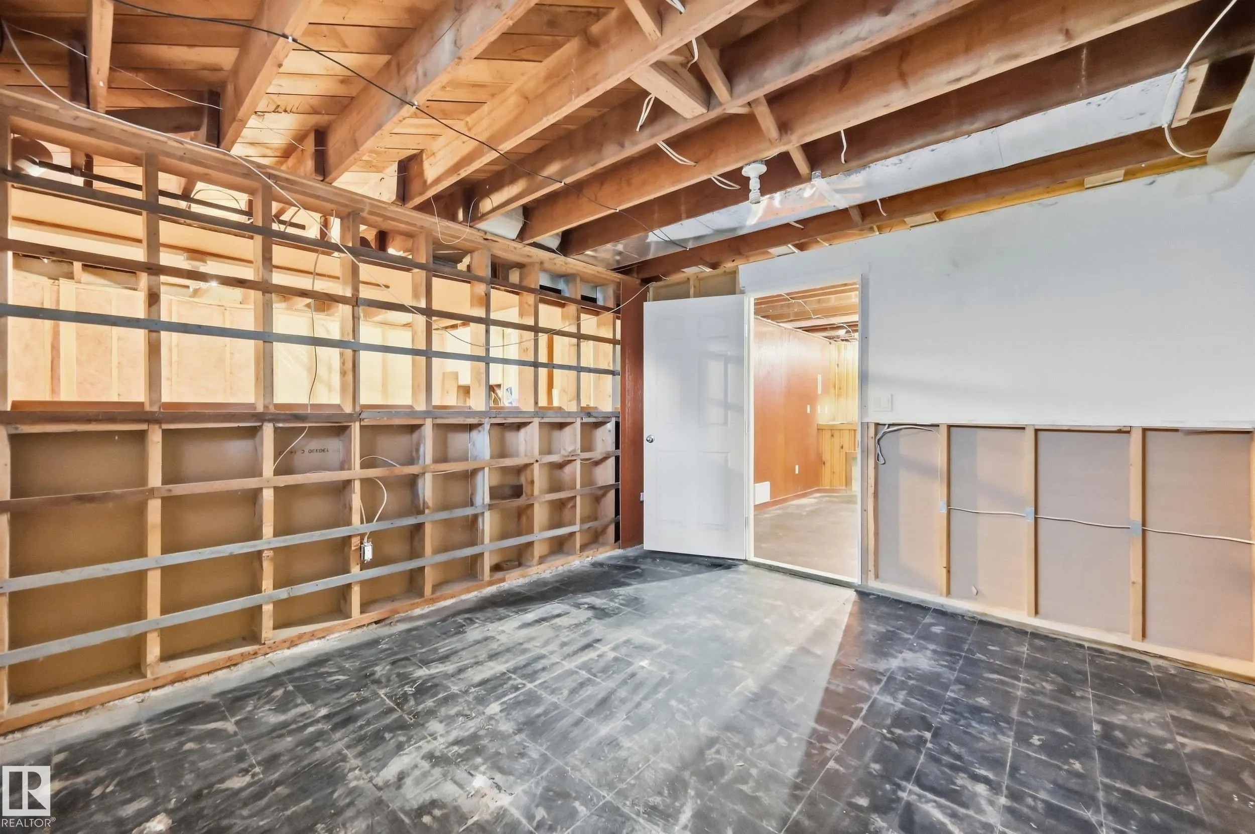 10910 117 Street