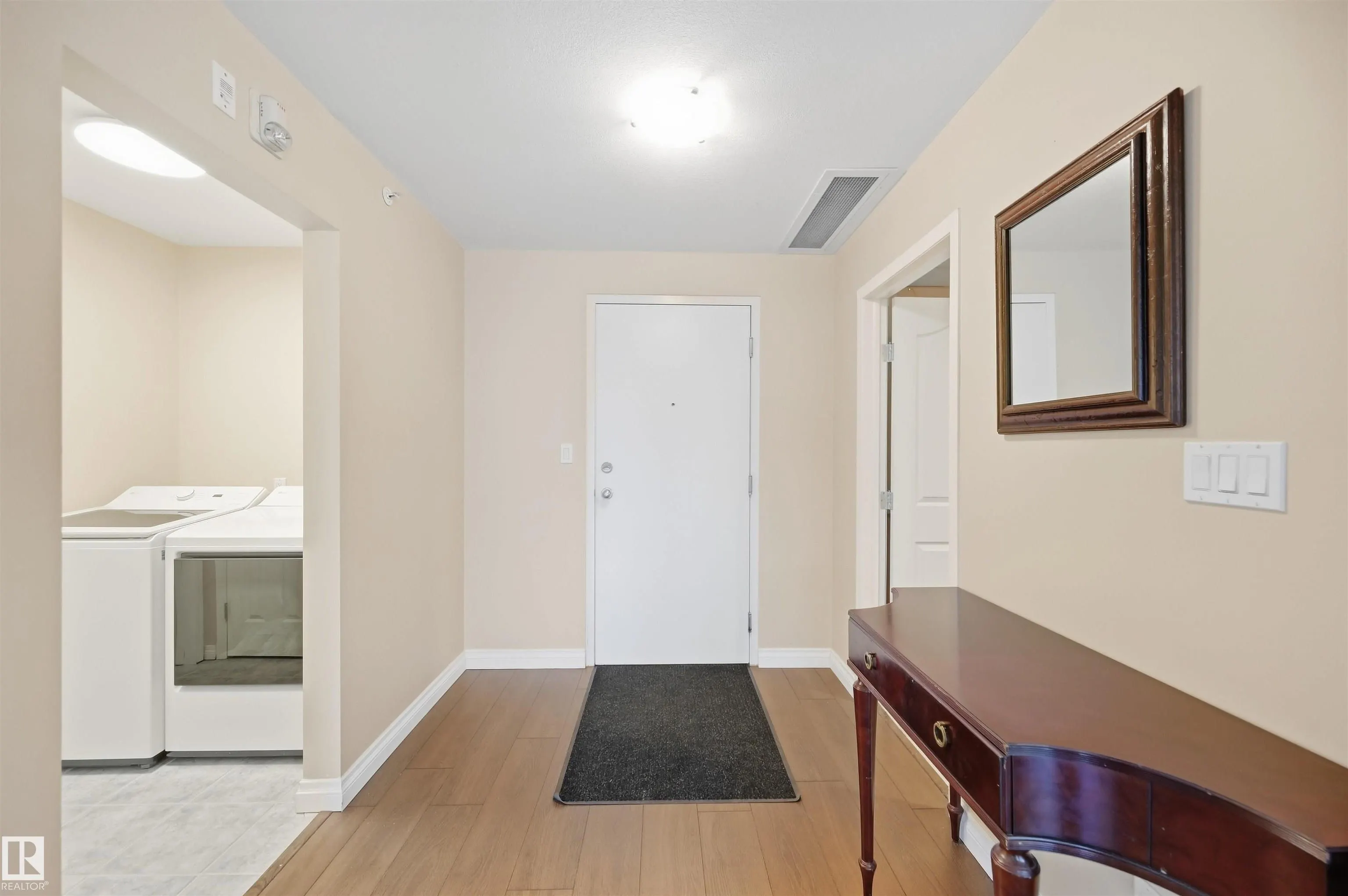 10106 105 Street
