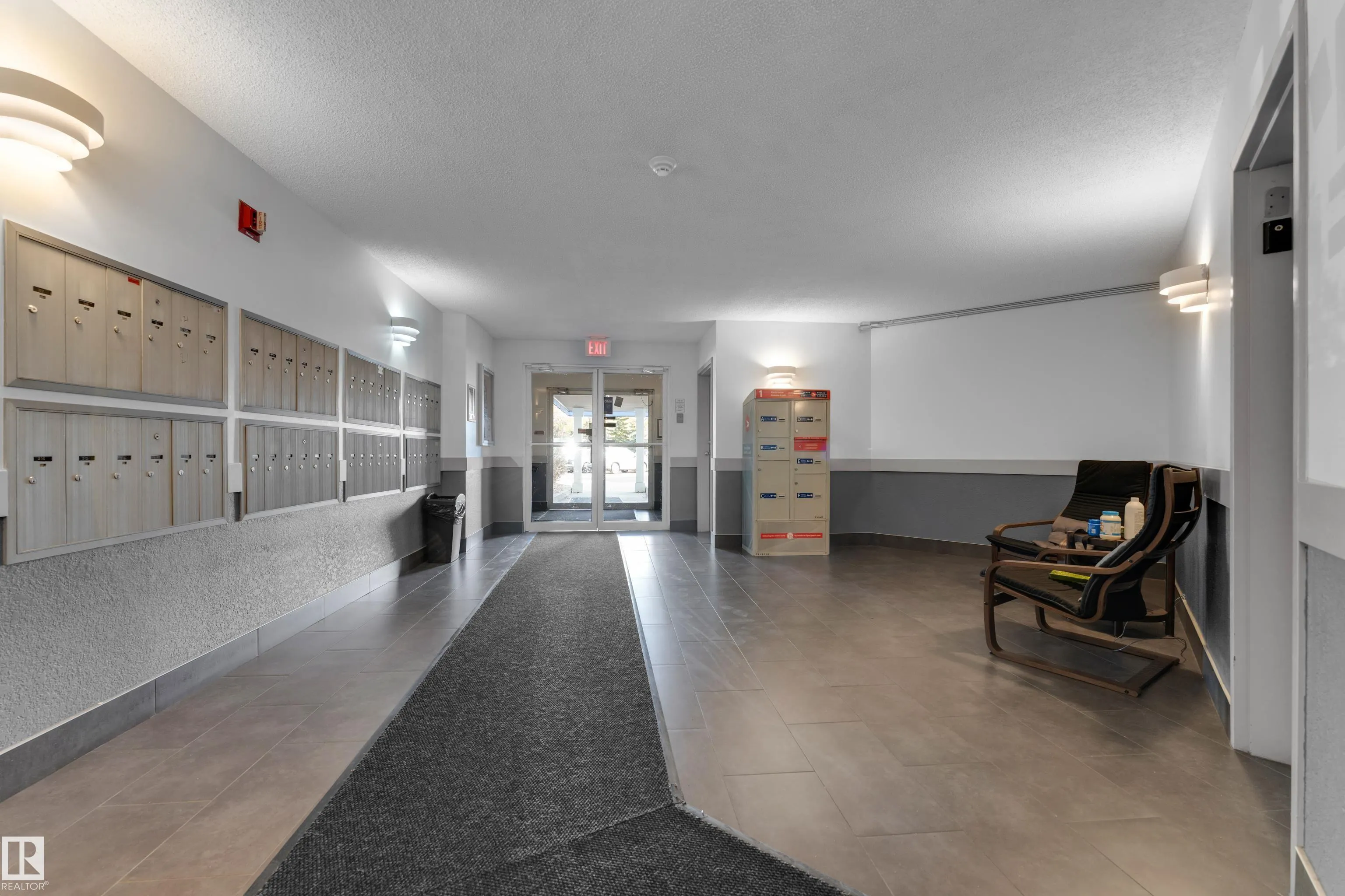 2508 50 Street