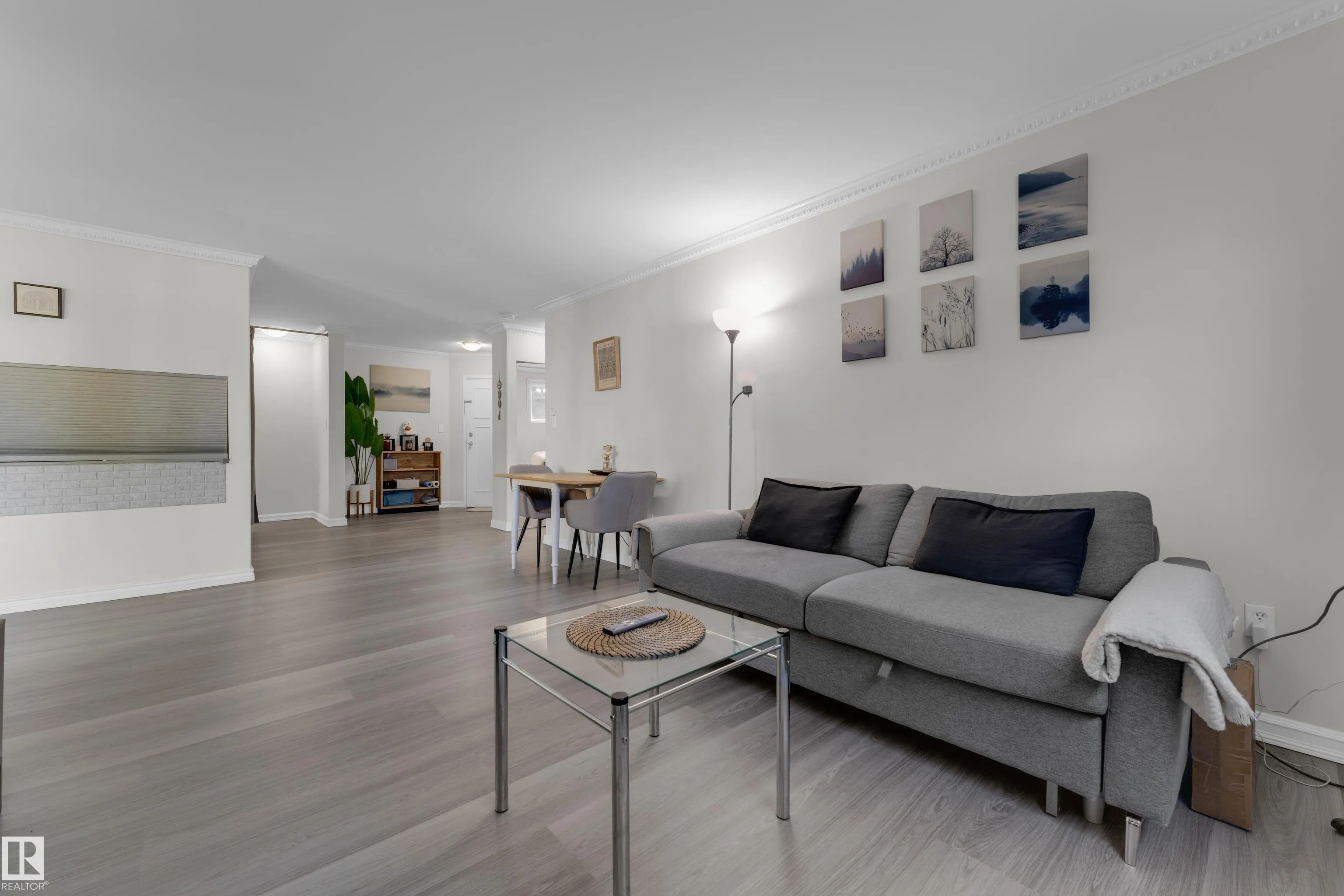2508 50 Street