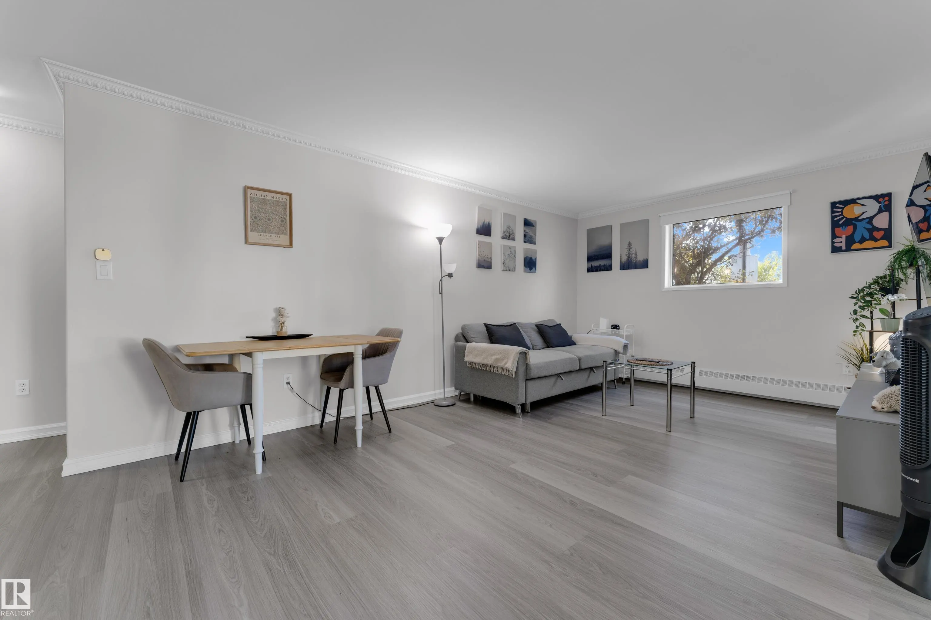 2508 50 Street