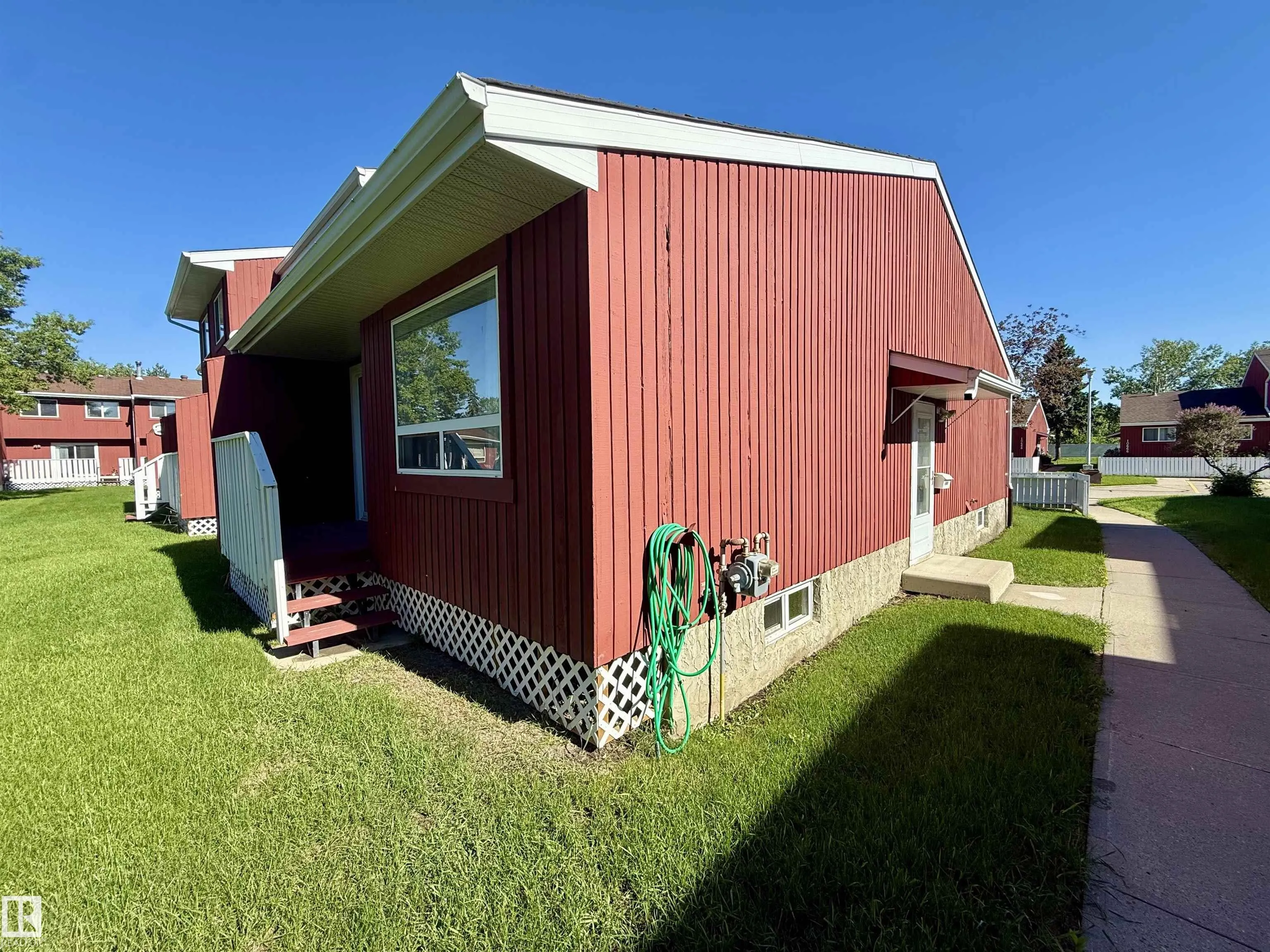 10654 BEAUMARIS Road