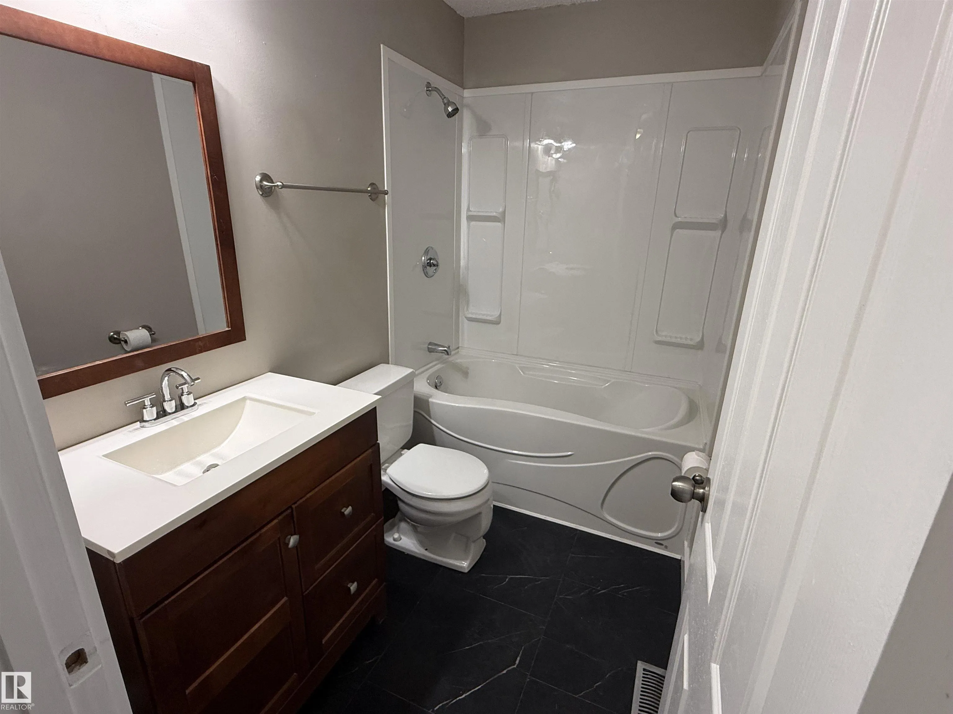 10654 BEAUMARIS Road
