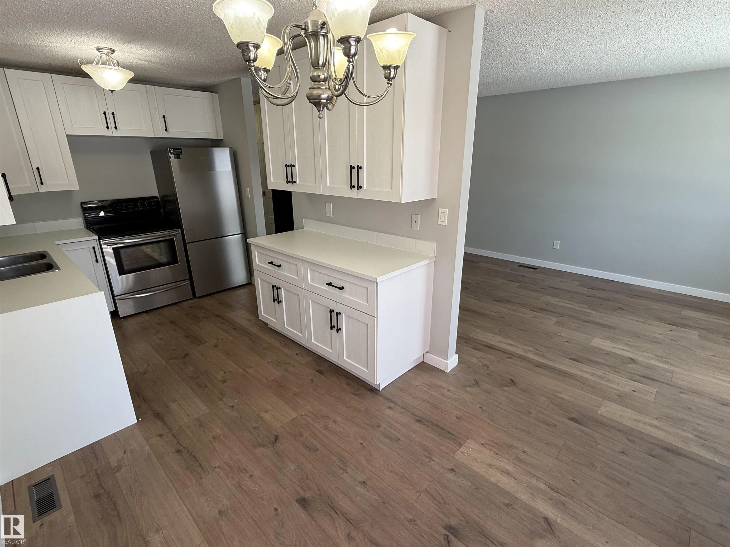 10654 BEAUMARIS Road