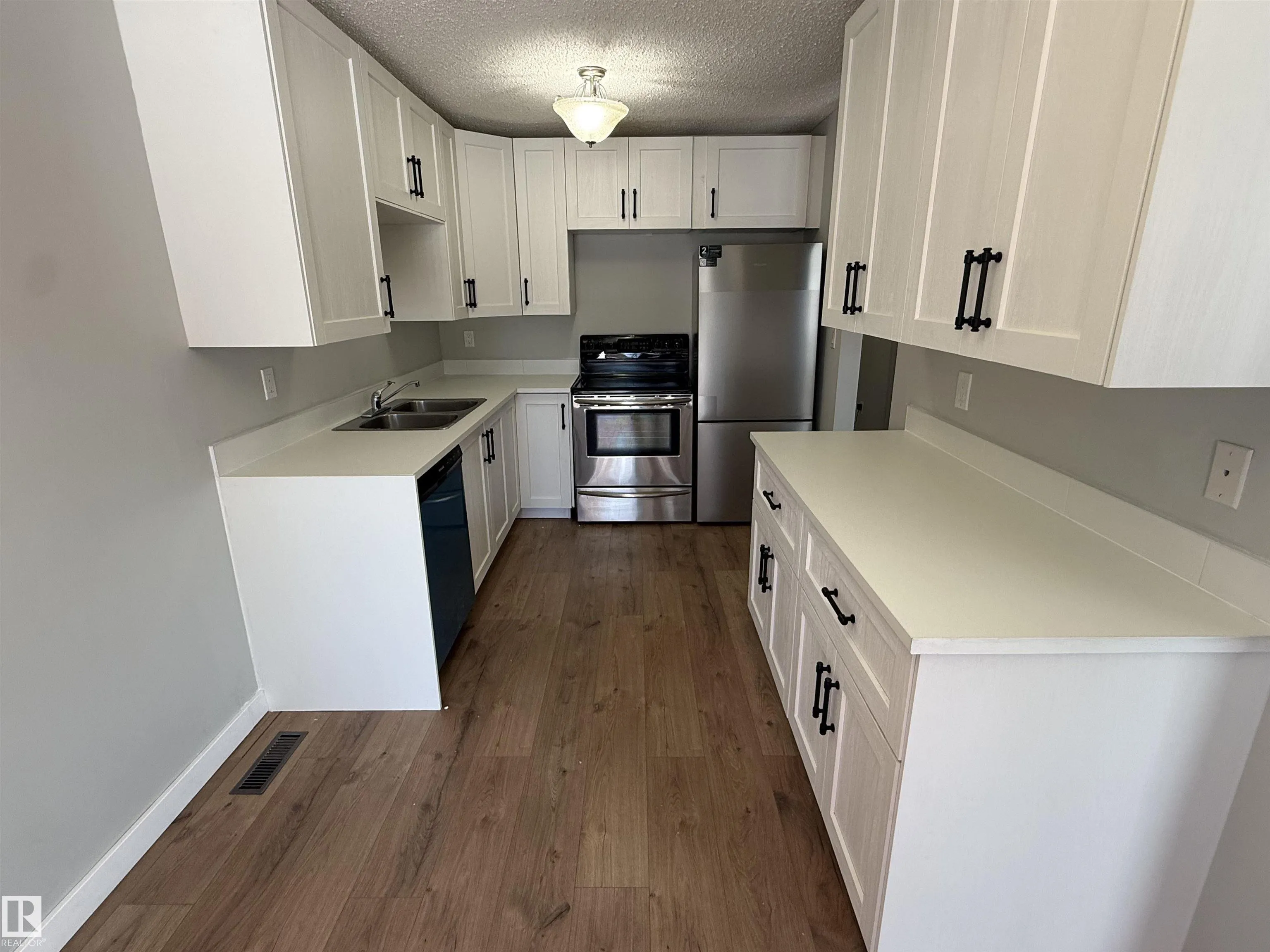 10654 BEAUMARIS Road