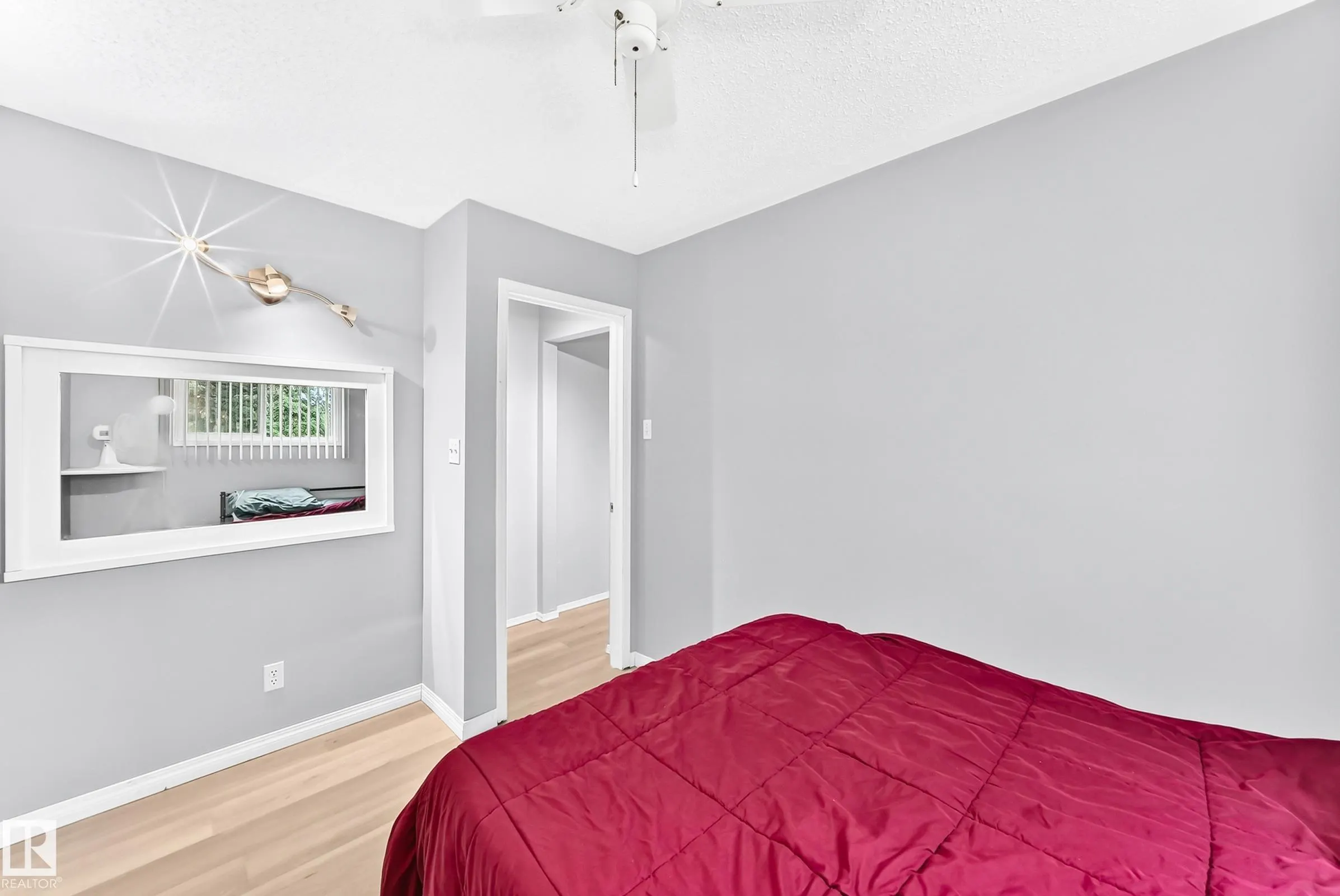 44 HABITAT Crescent