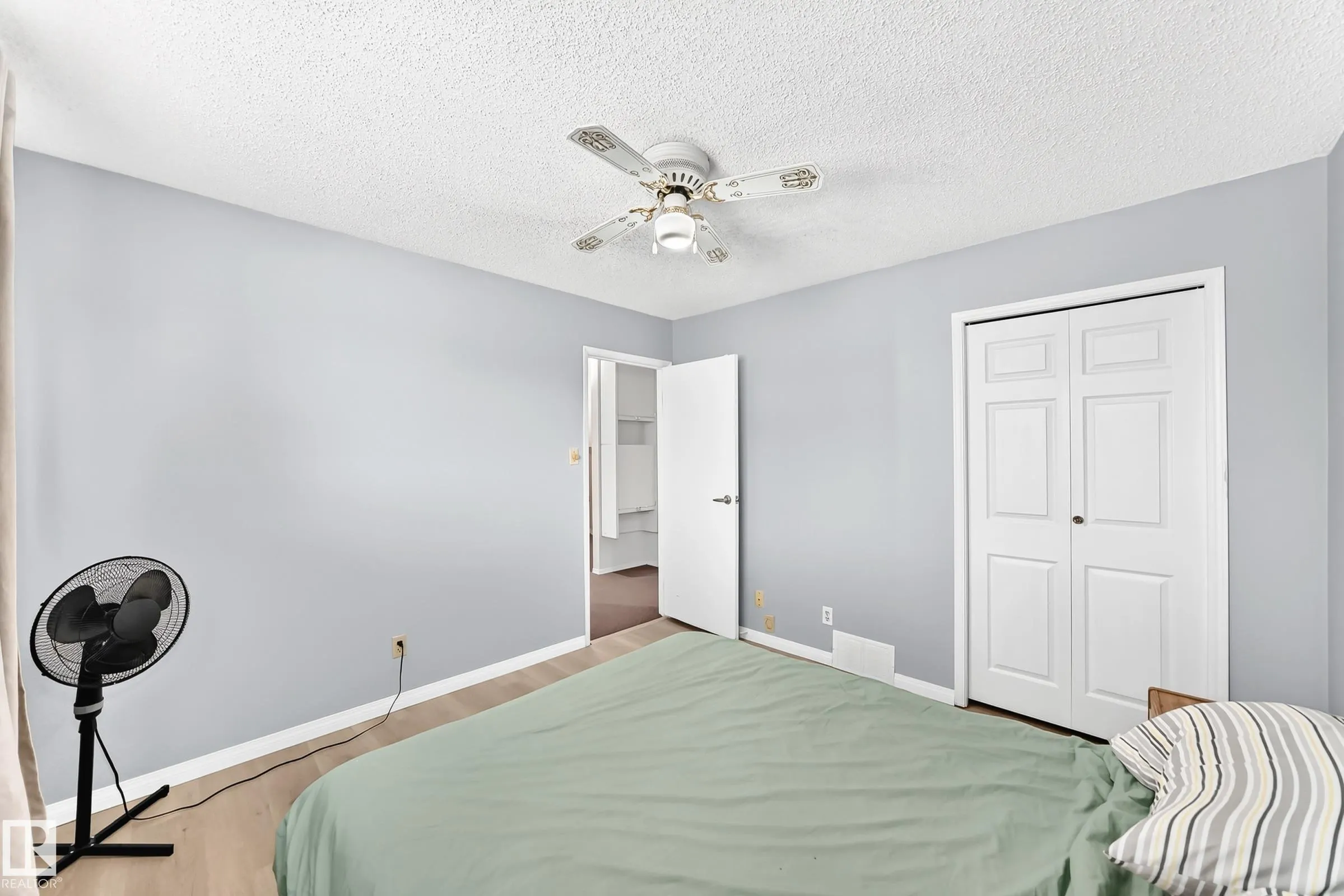 44 HABITAT Crescent