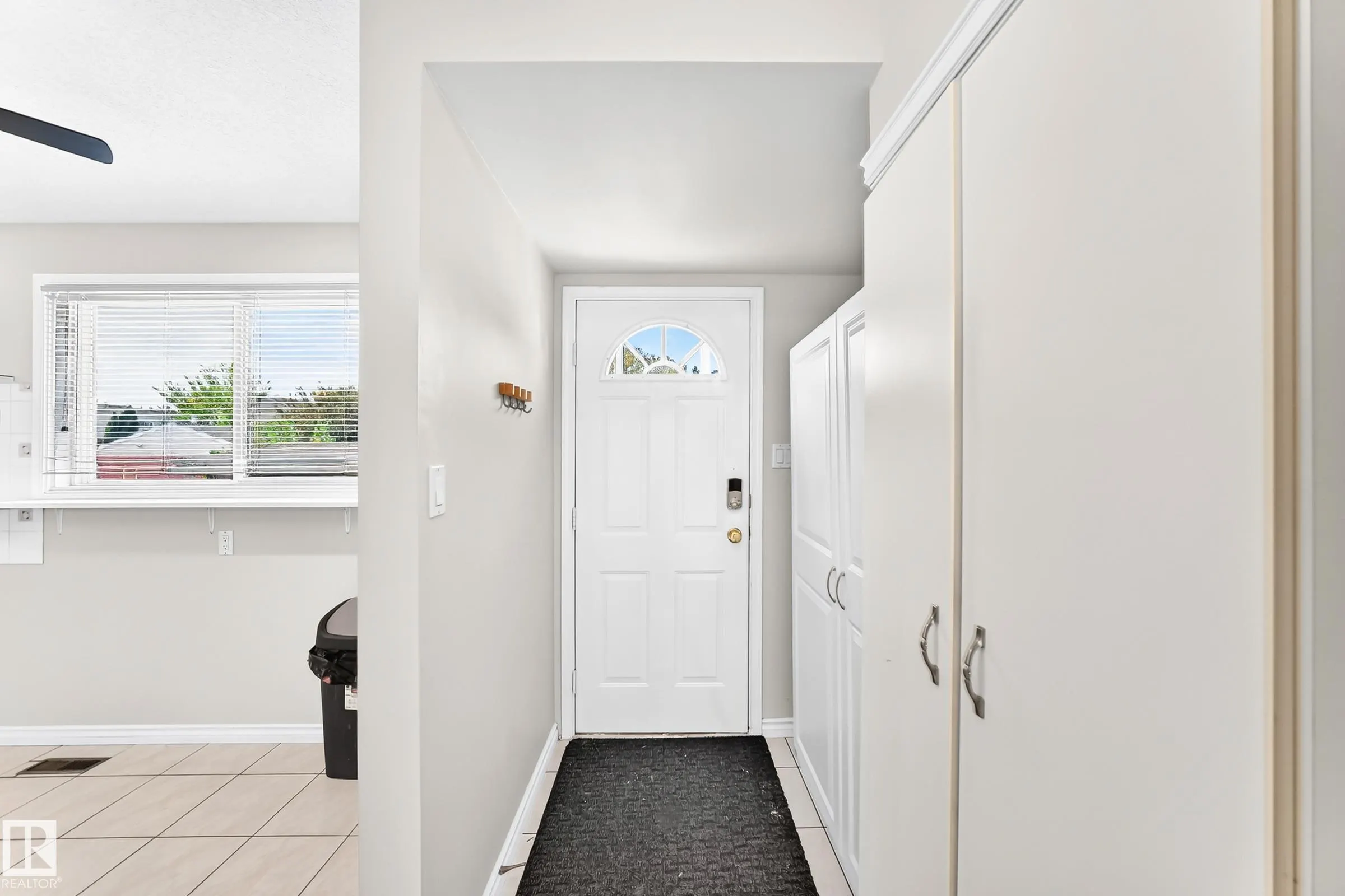 44 HABITAT Crescent
