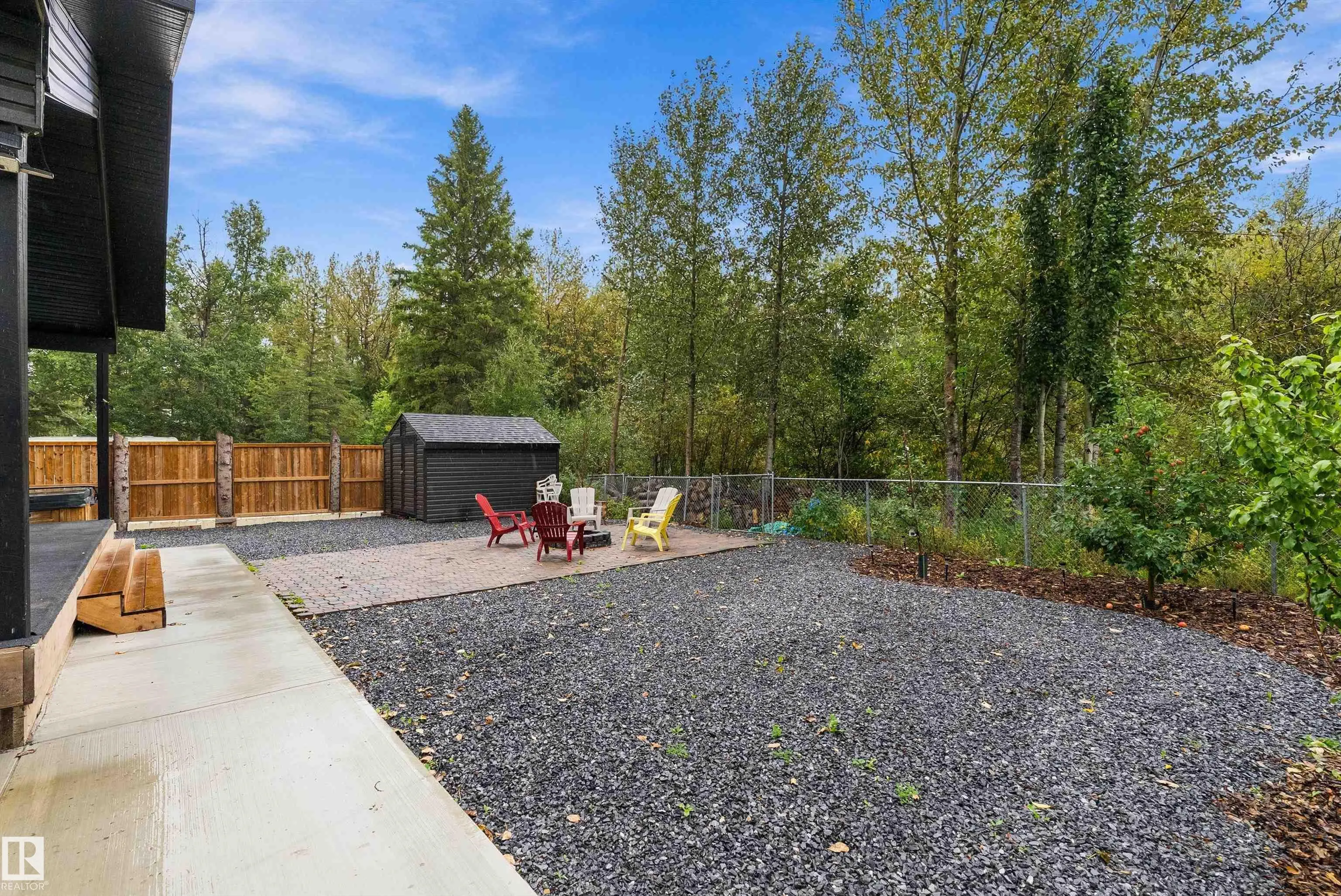213 2nd Avenue