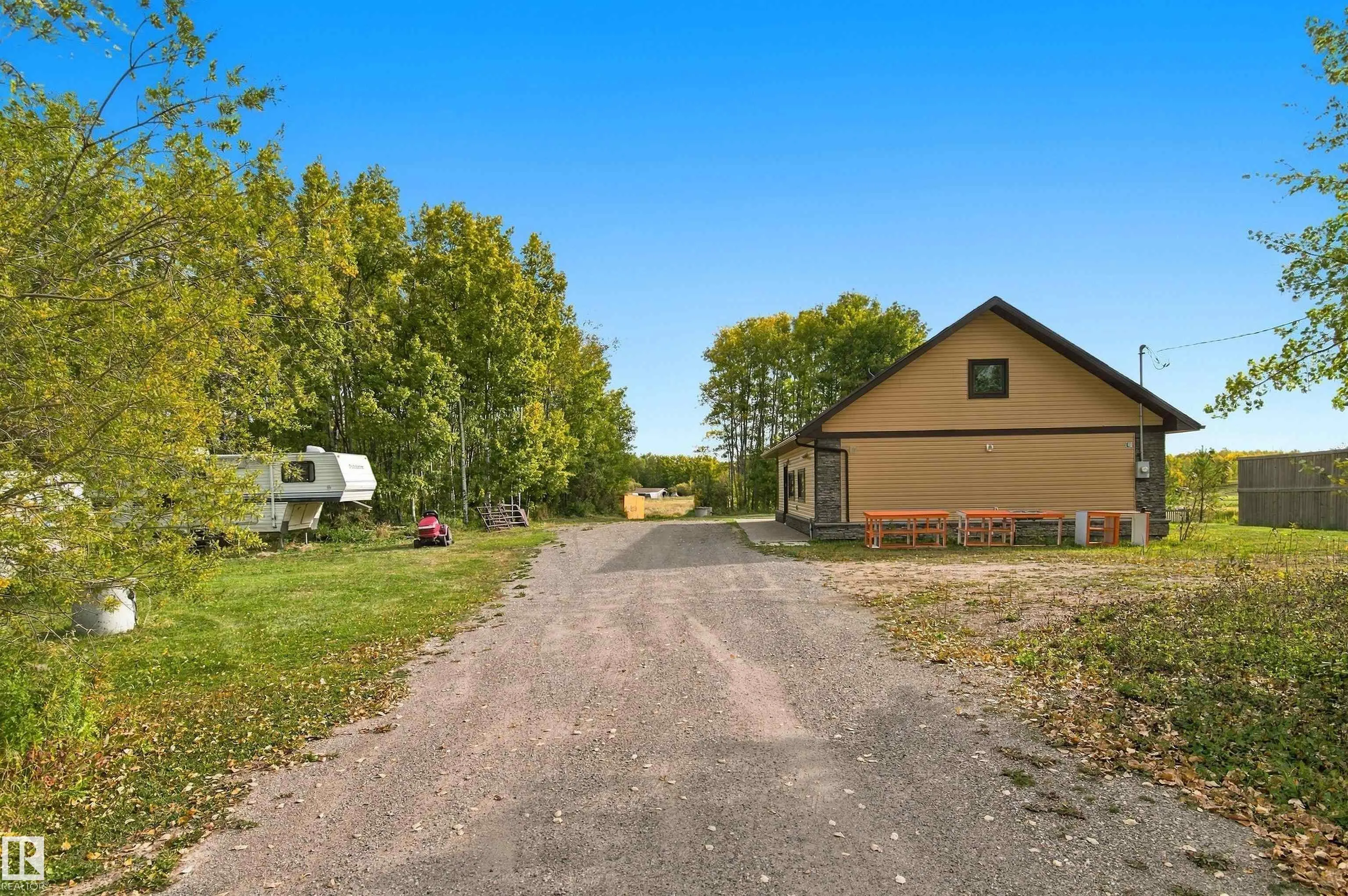 217-51069 RGE RD 215