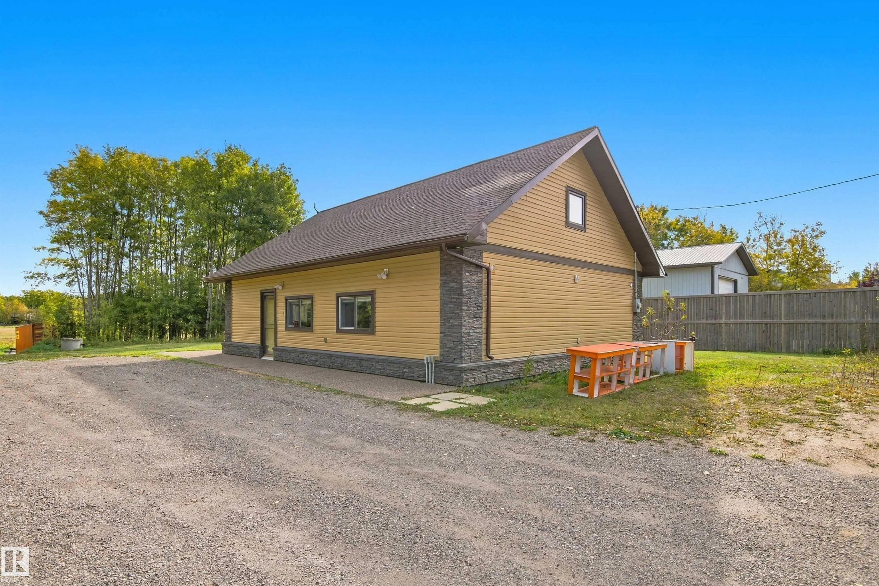 217-51069 RGE RD 215