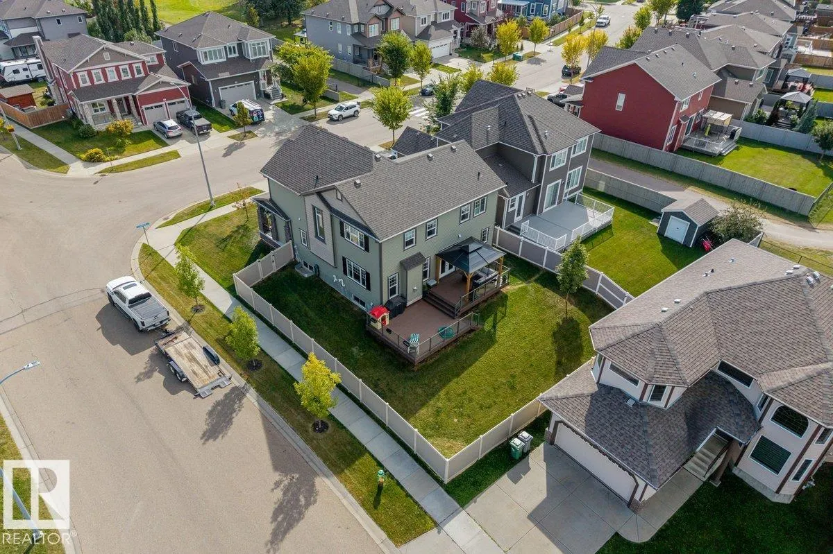 91 ROSEMOUNT Boulevard