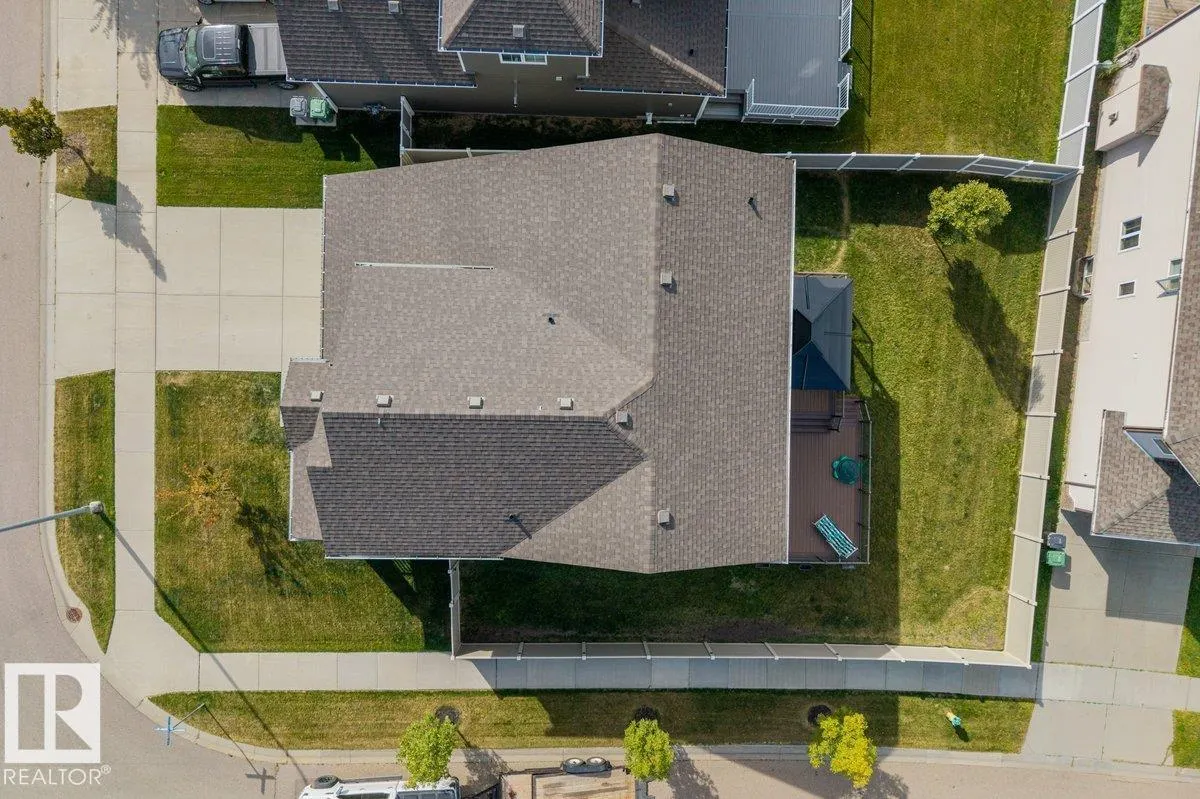 91 ROSEMOUNT Boulevard