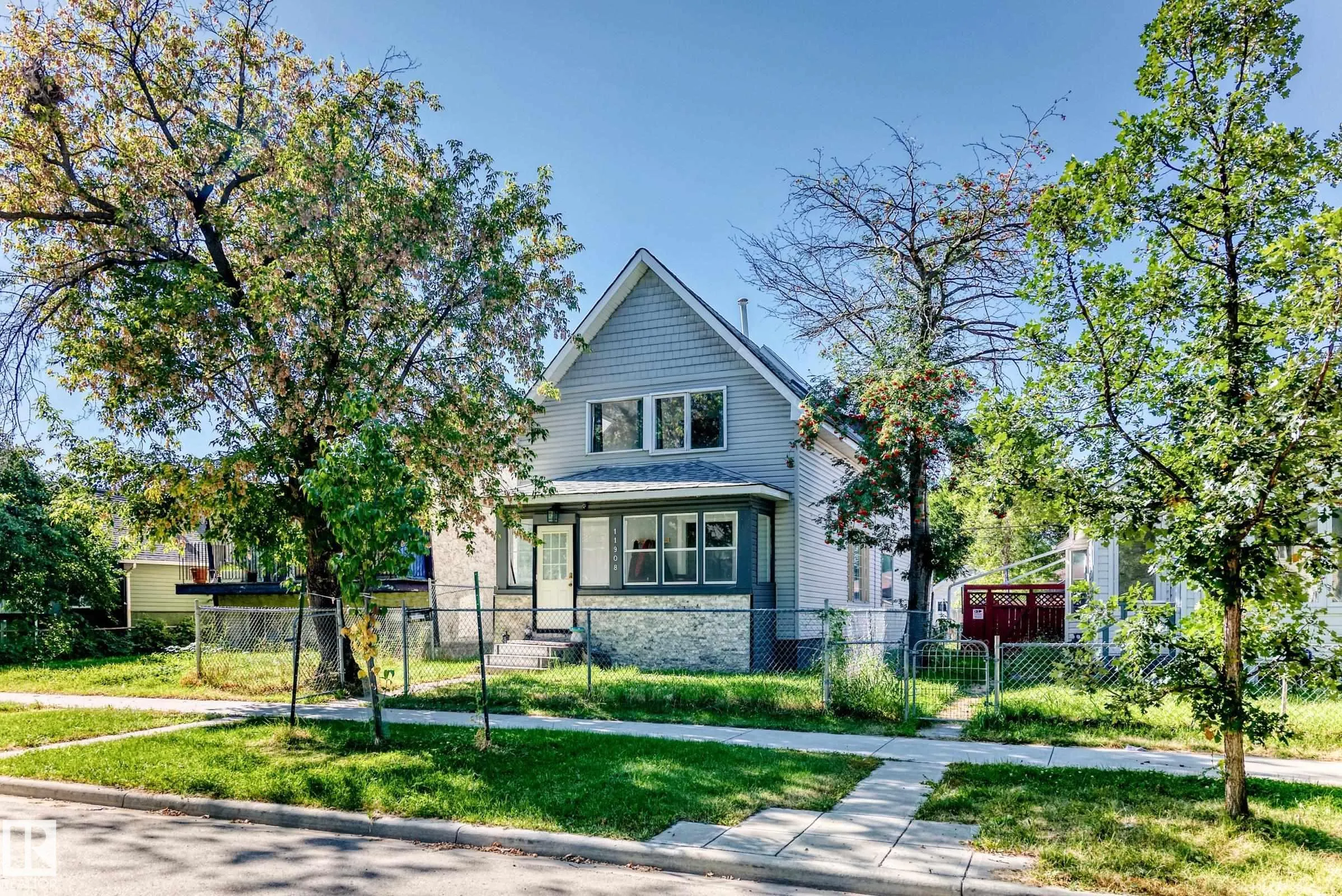 11908 77 Street