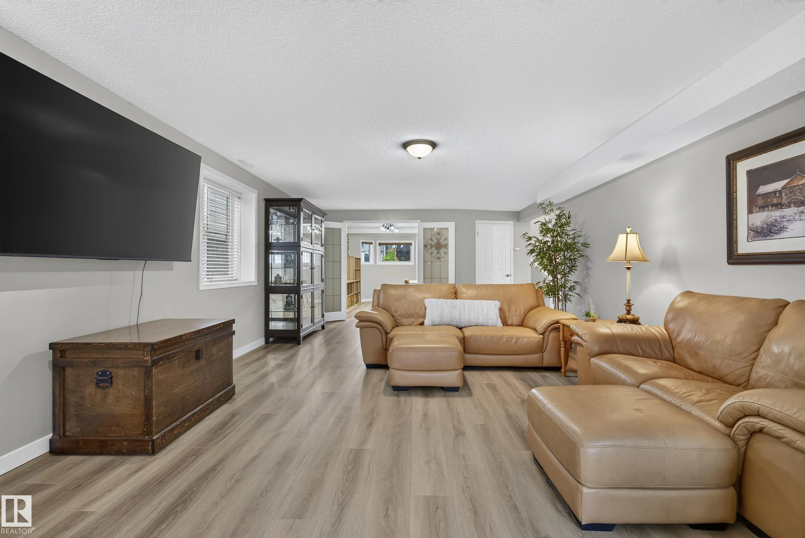 140 FOXHAVEN Court