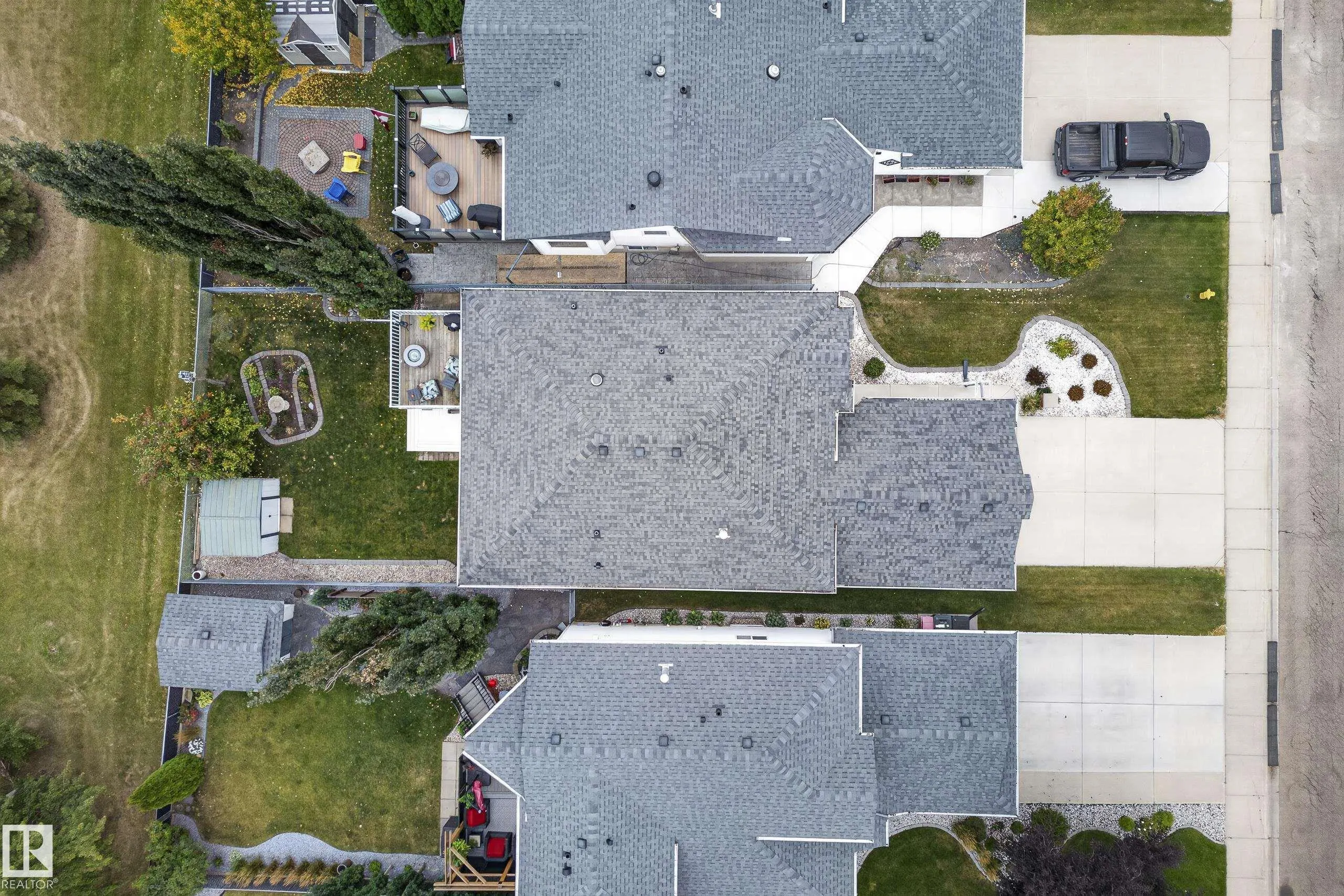 140 FOXHAVEN Court
