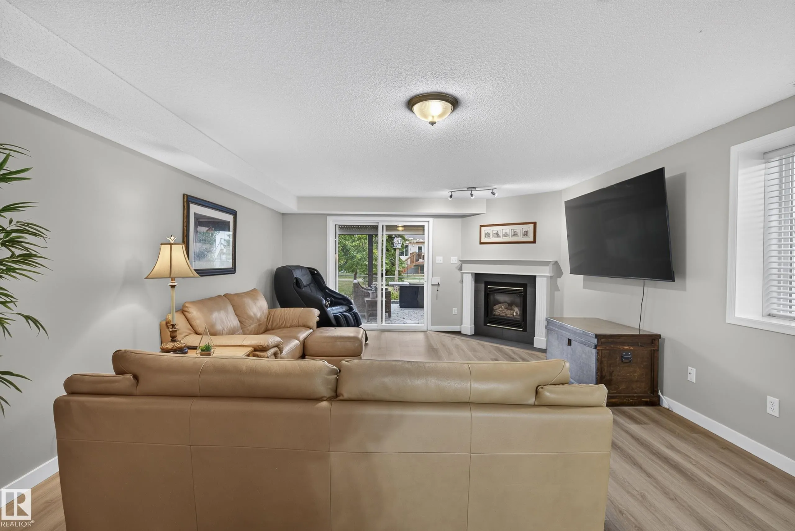 140 FOXHAVEN Court