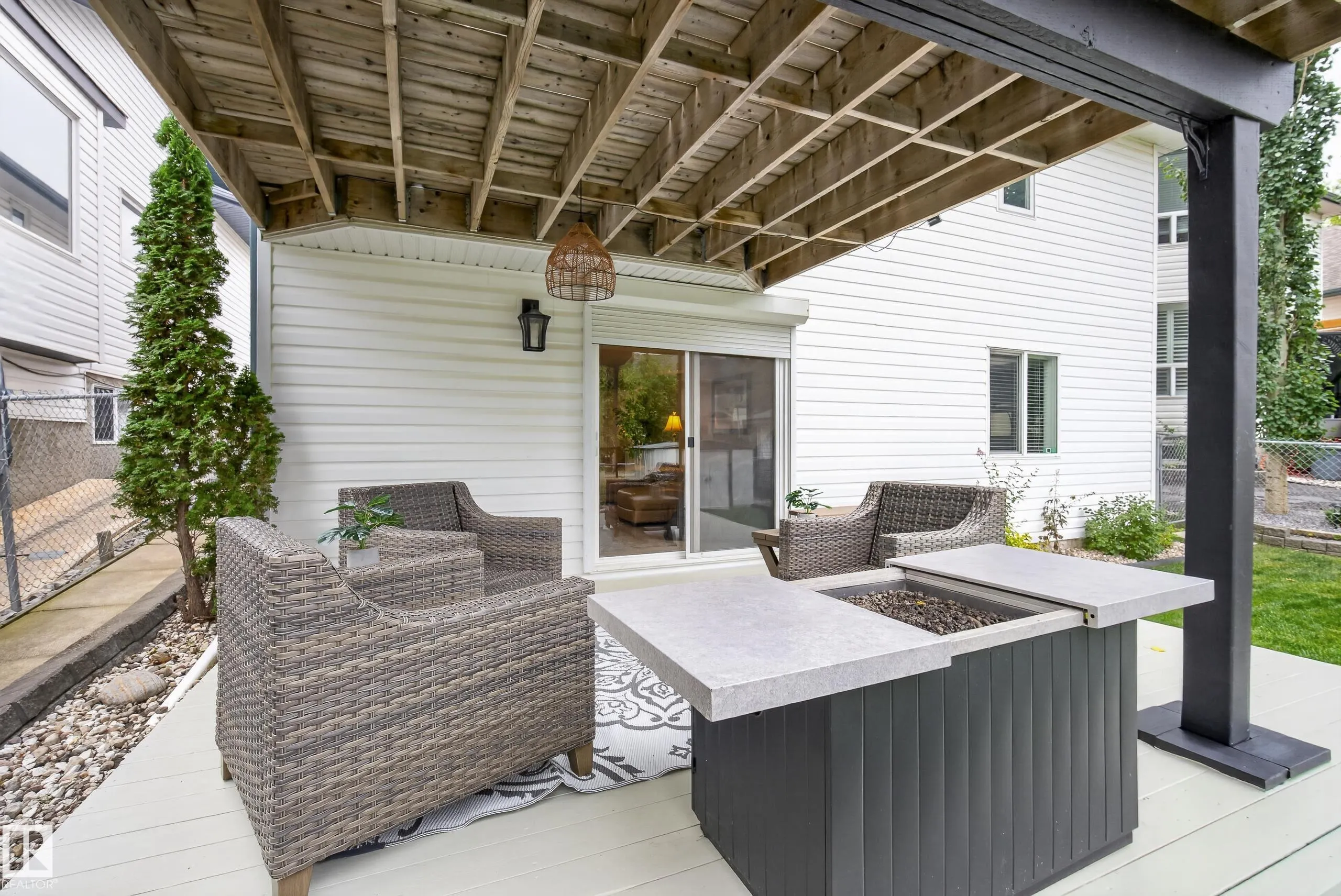 140 FOXHAVEN Court
