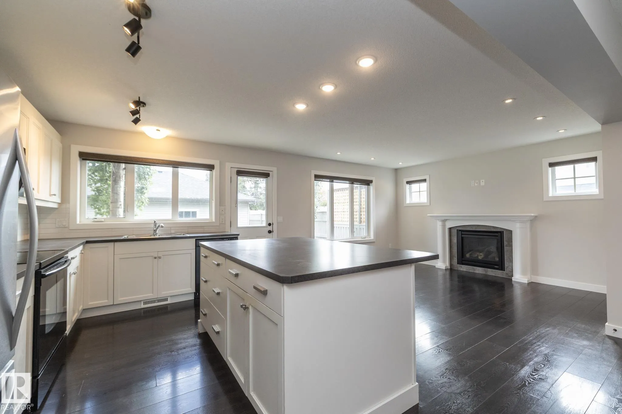 55 MICHIGAN Street