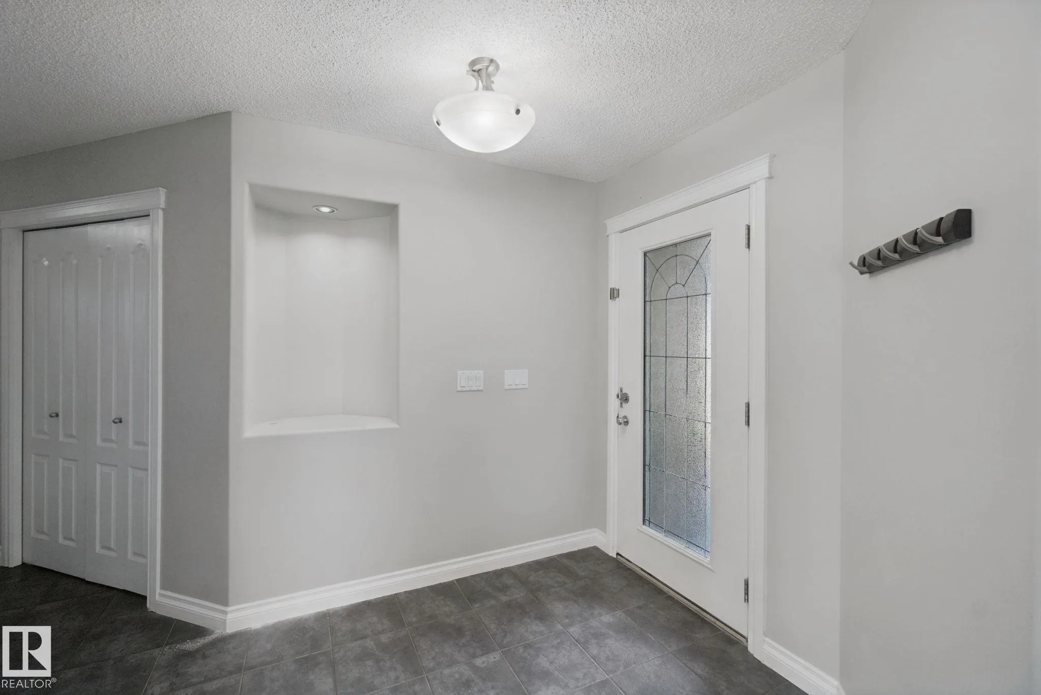 119 CALDWELL Way