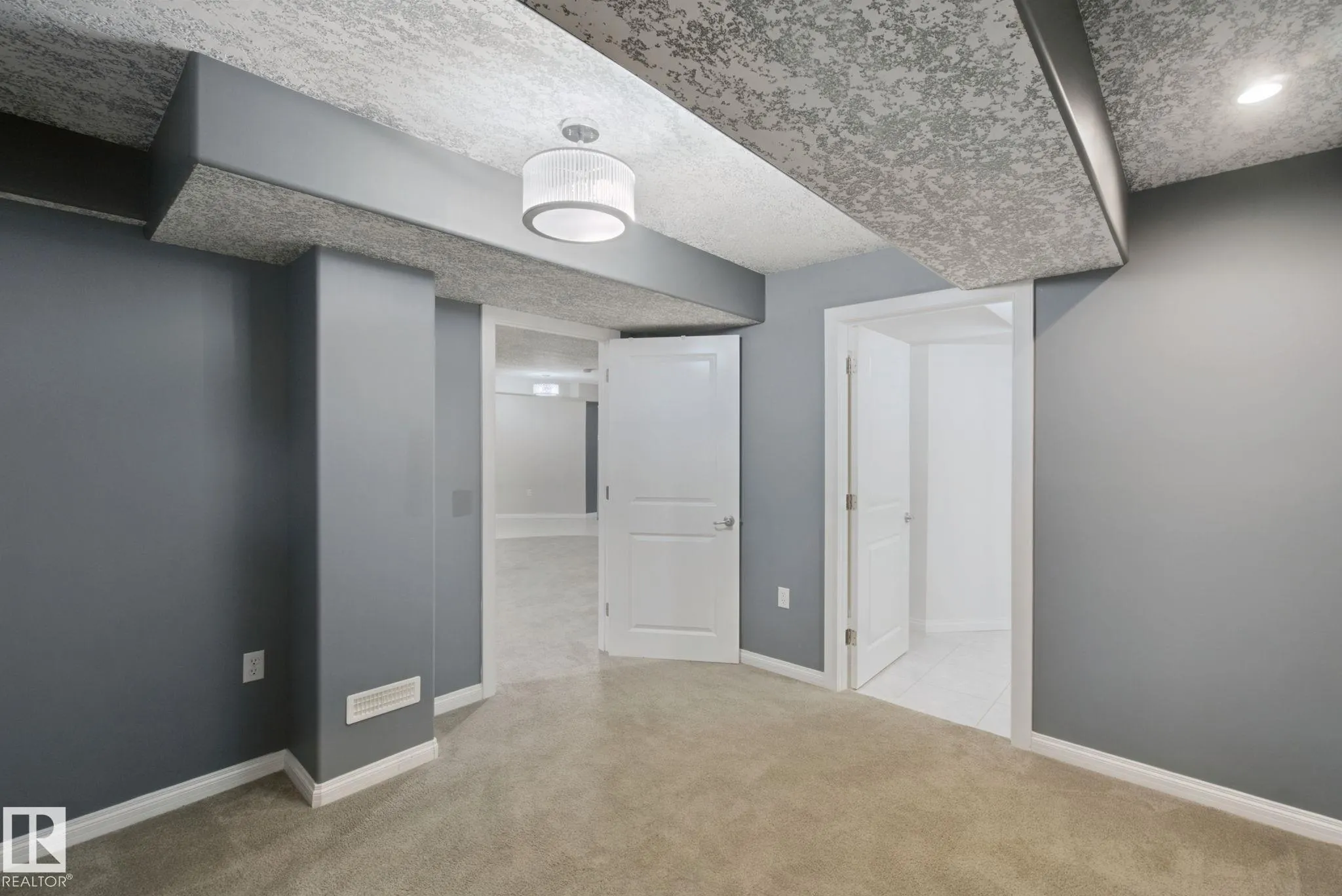 119 CALDWELL Way