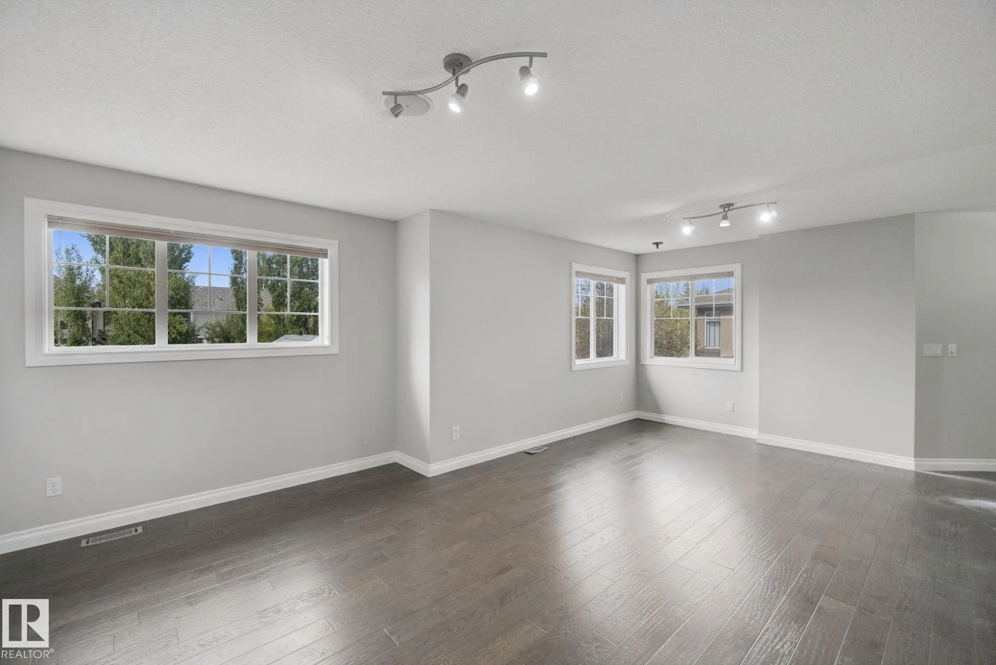 119 CALDWELL Way