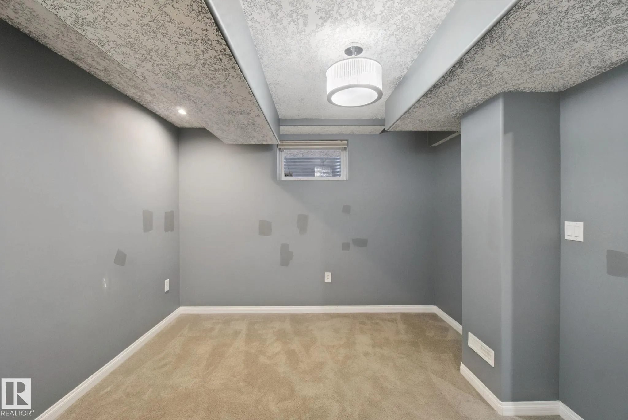 119 CALDWELL Way