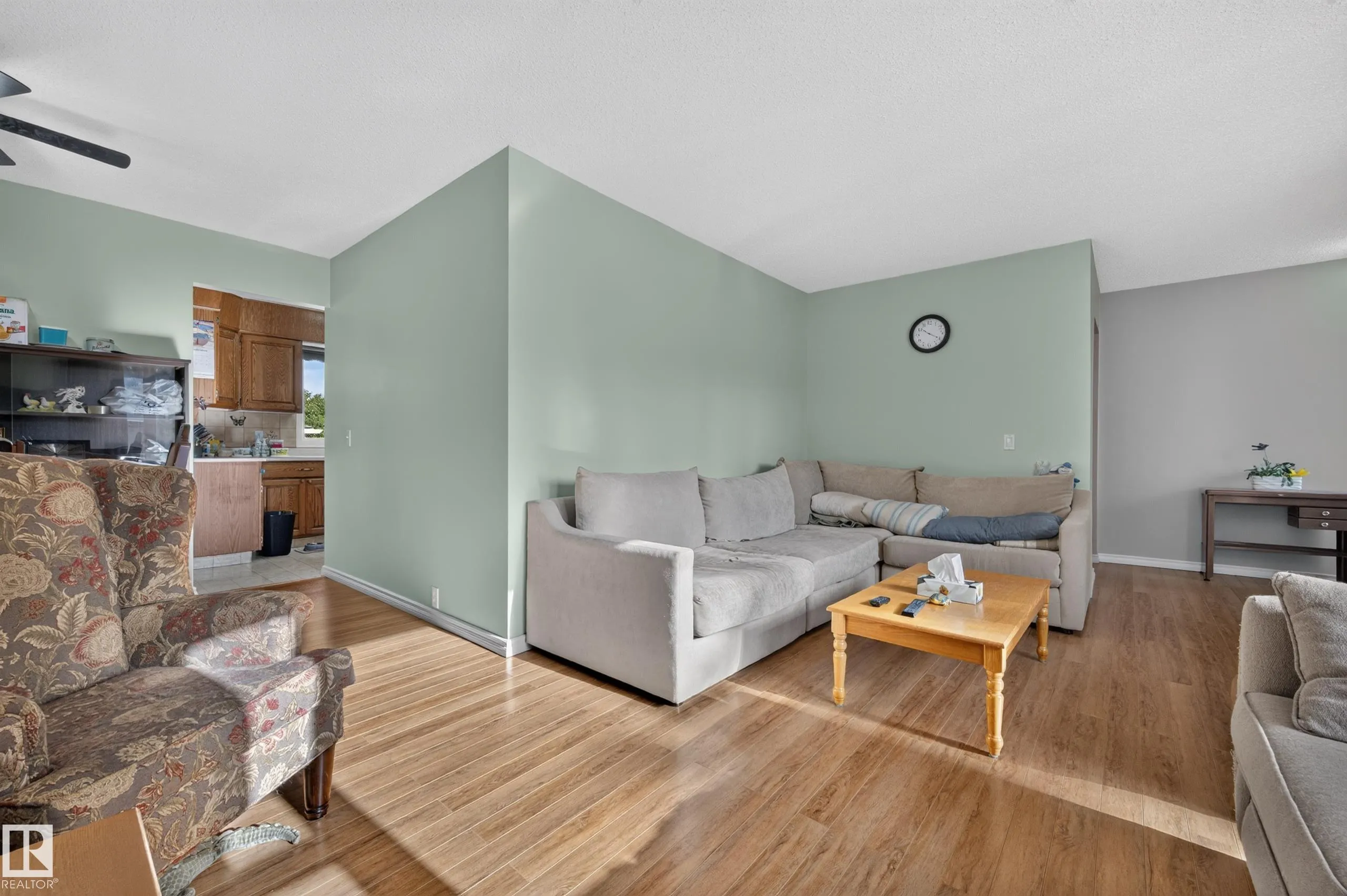 4 GREYSTONE Crescent