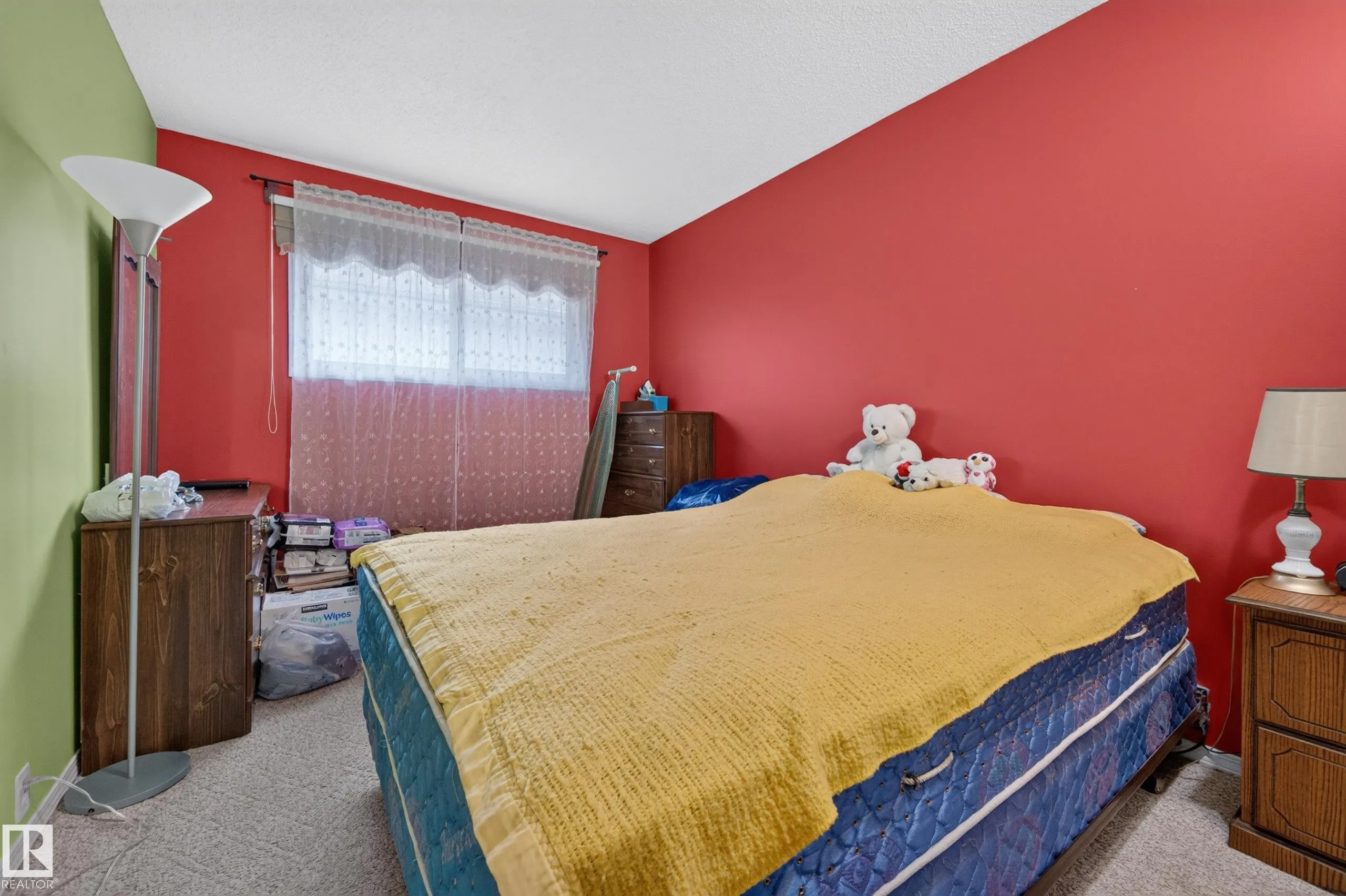 4 GREYSTONE Crescent